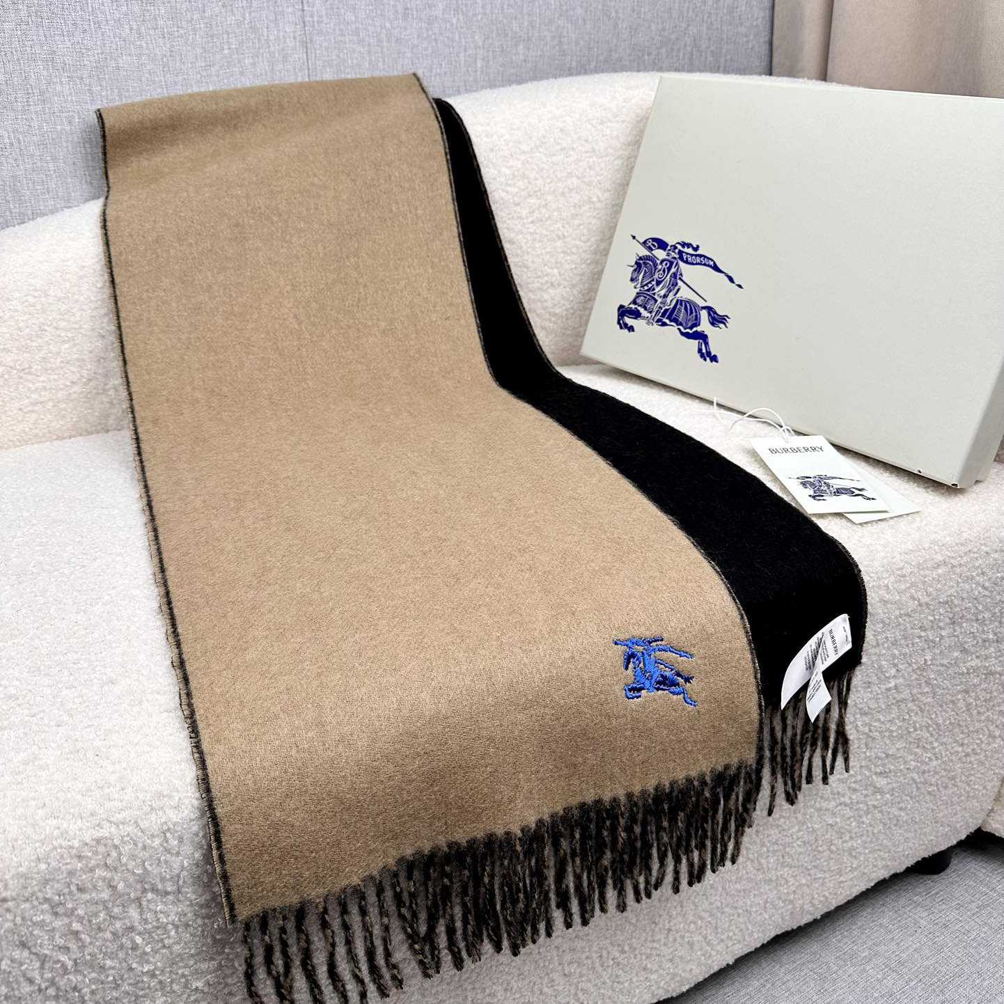 Burberry Reversible Cashmere Scarf - DopestKickz