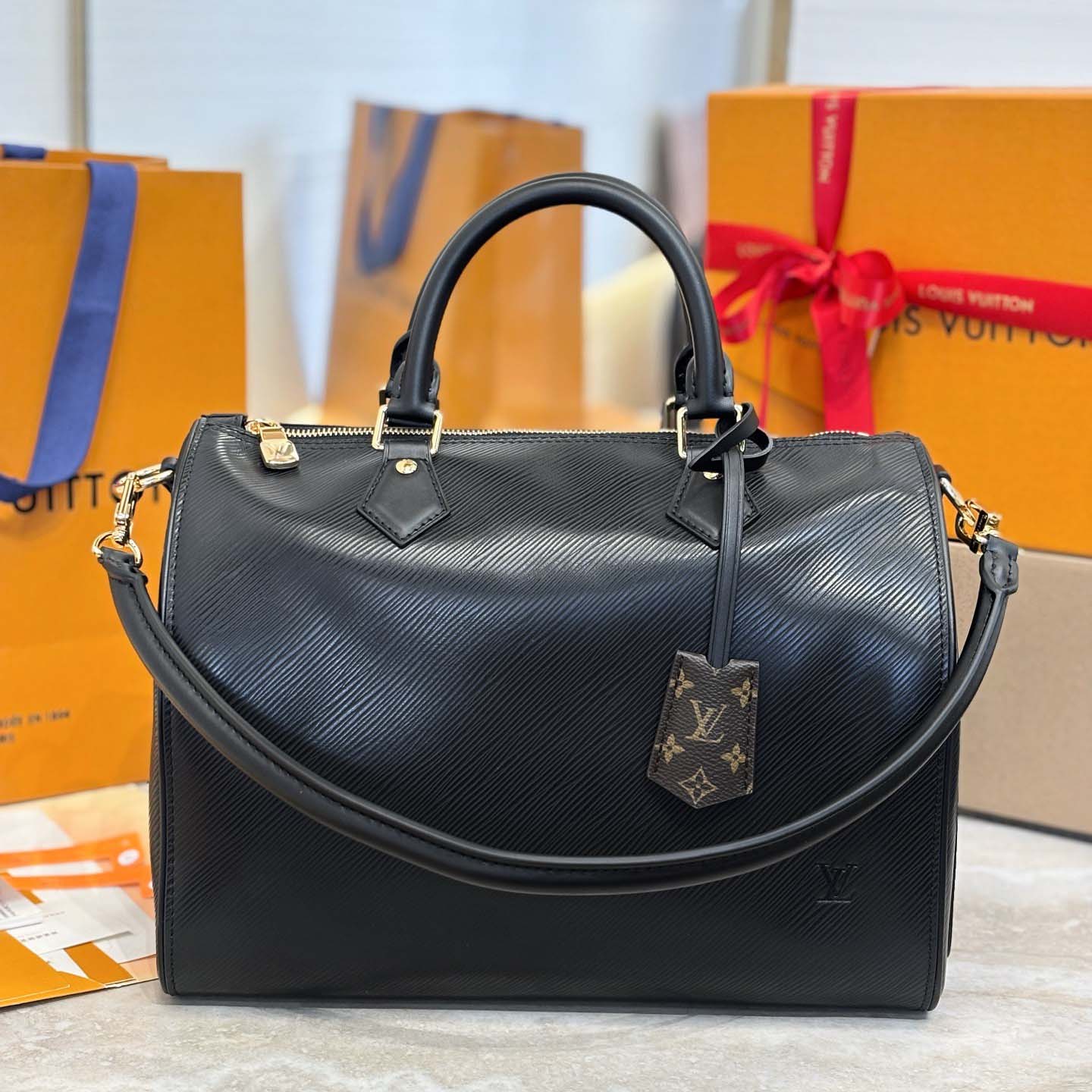 Louis Vuitton Speedy Soft 30 M25671  （30 x 21x 17 cm） - DopestKickz