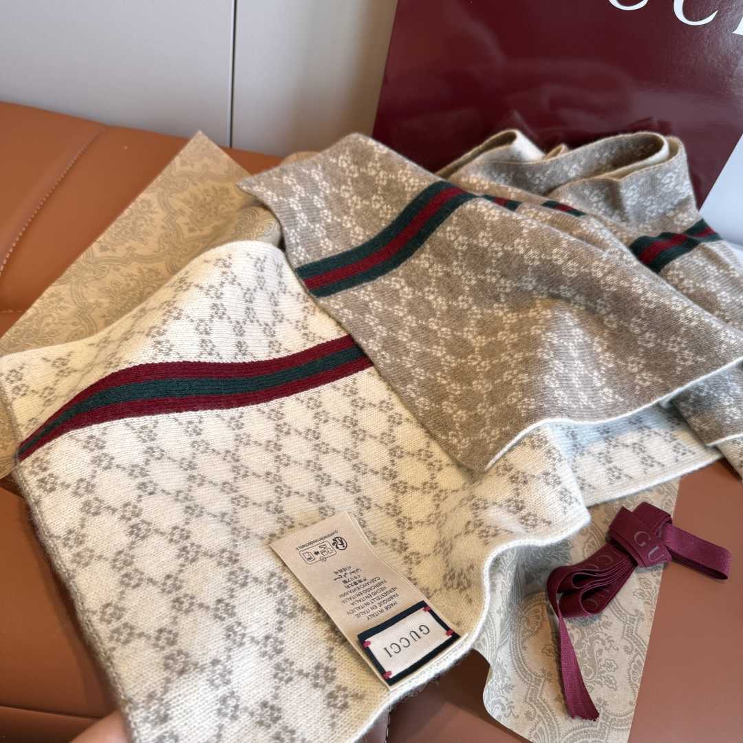 Gucci GG Supreme Scarf - DopestKickz