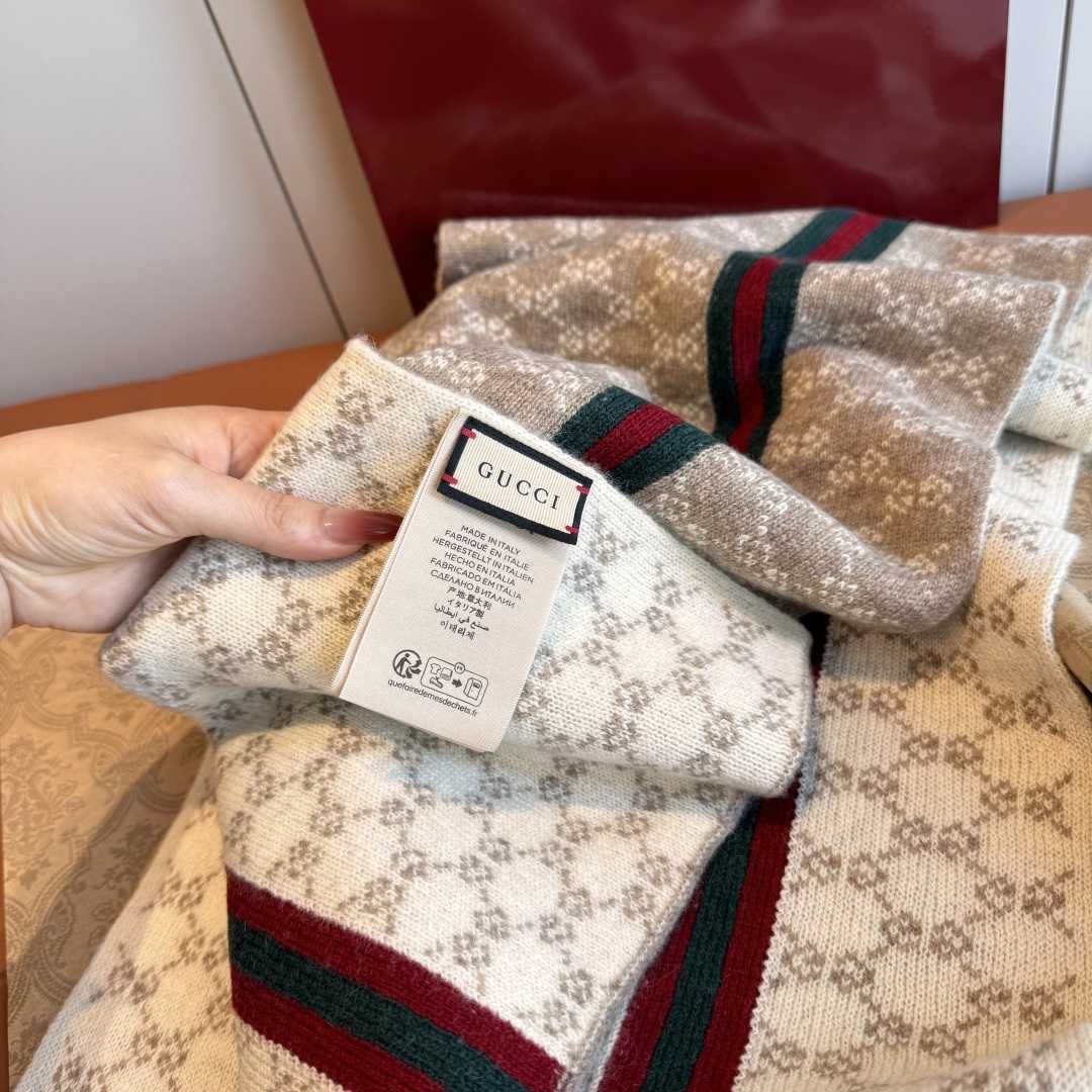 Gucci GG Supreme Scarf - DopestKickz