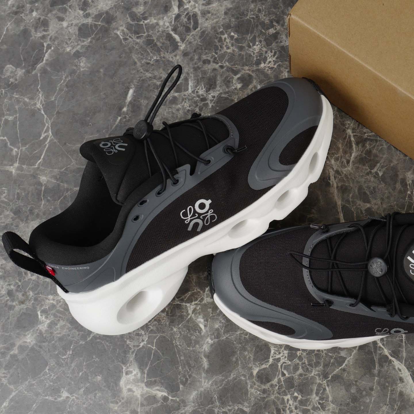 Loewe Cloudsolo Sneaker - DopestKickz