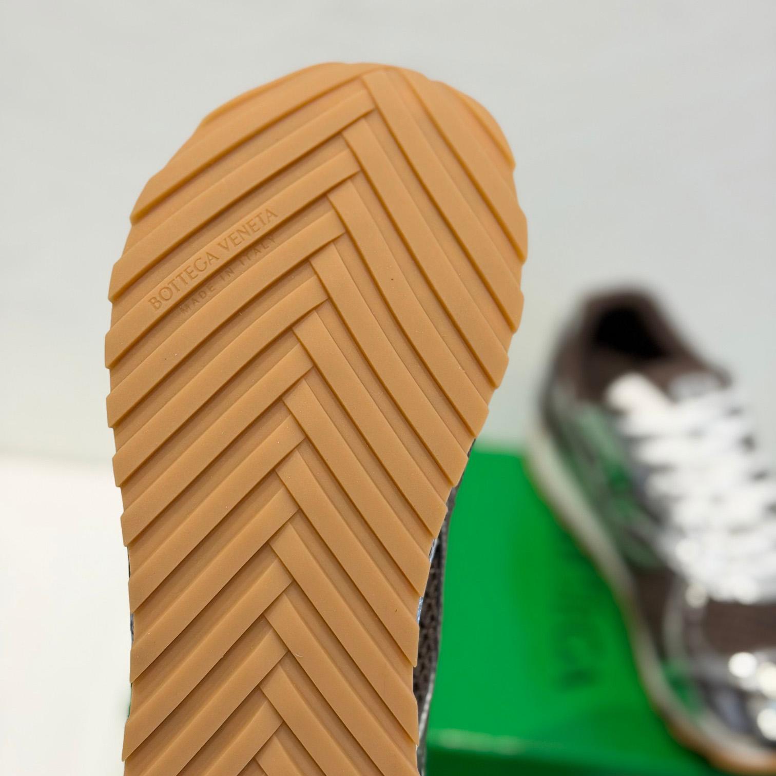 Bottega Veneta Orbit  Sneaker - DopestKickz