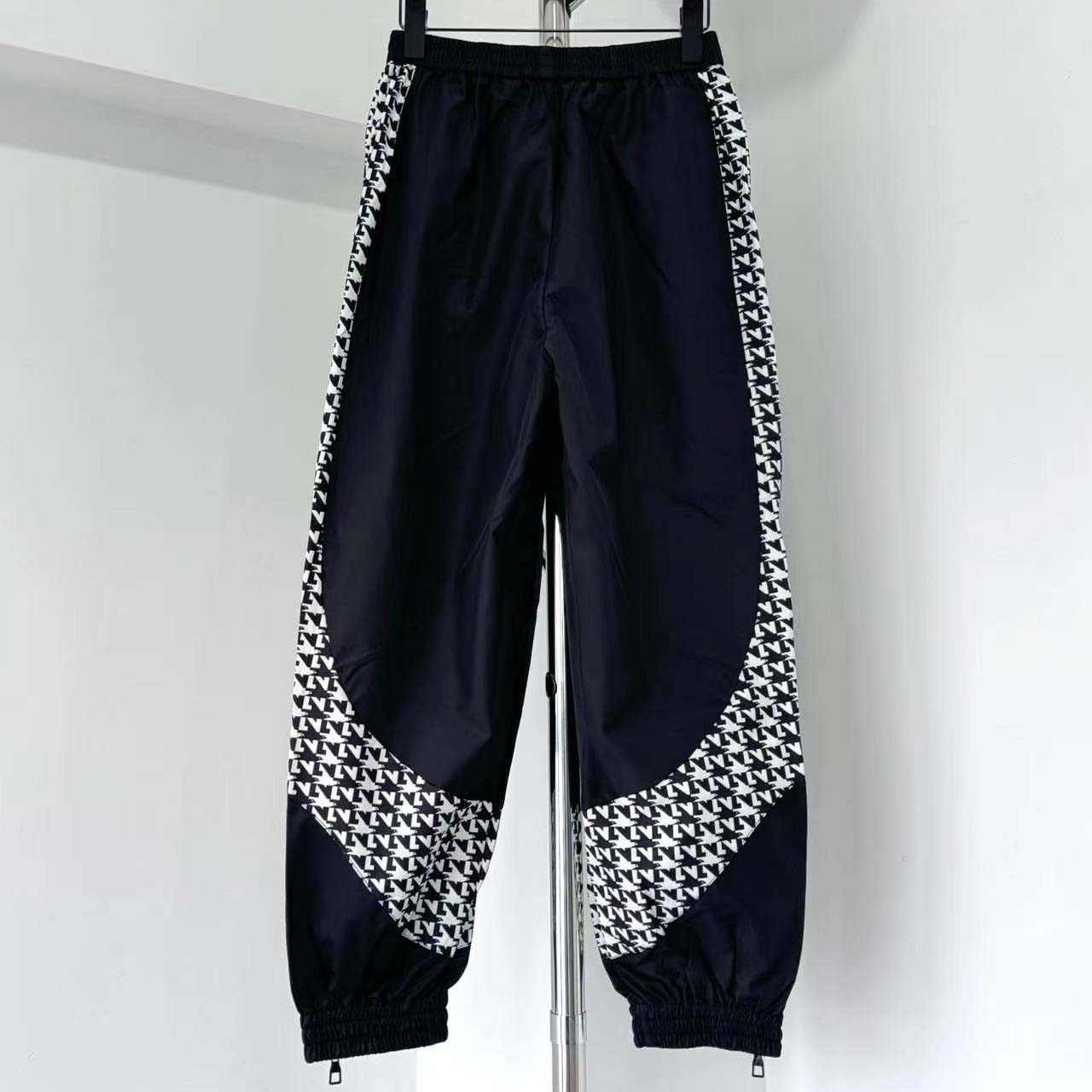 Louis Vuitton Technical Jogpants - DopestKickz