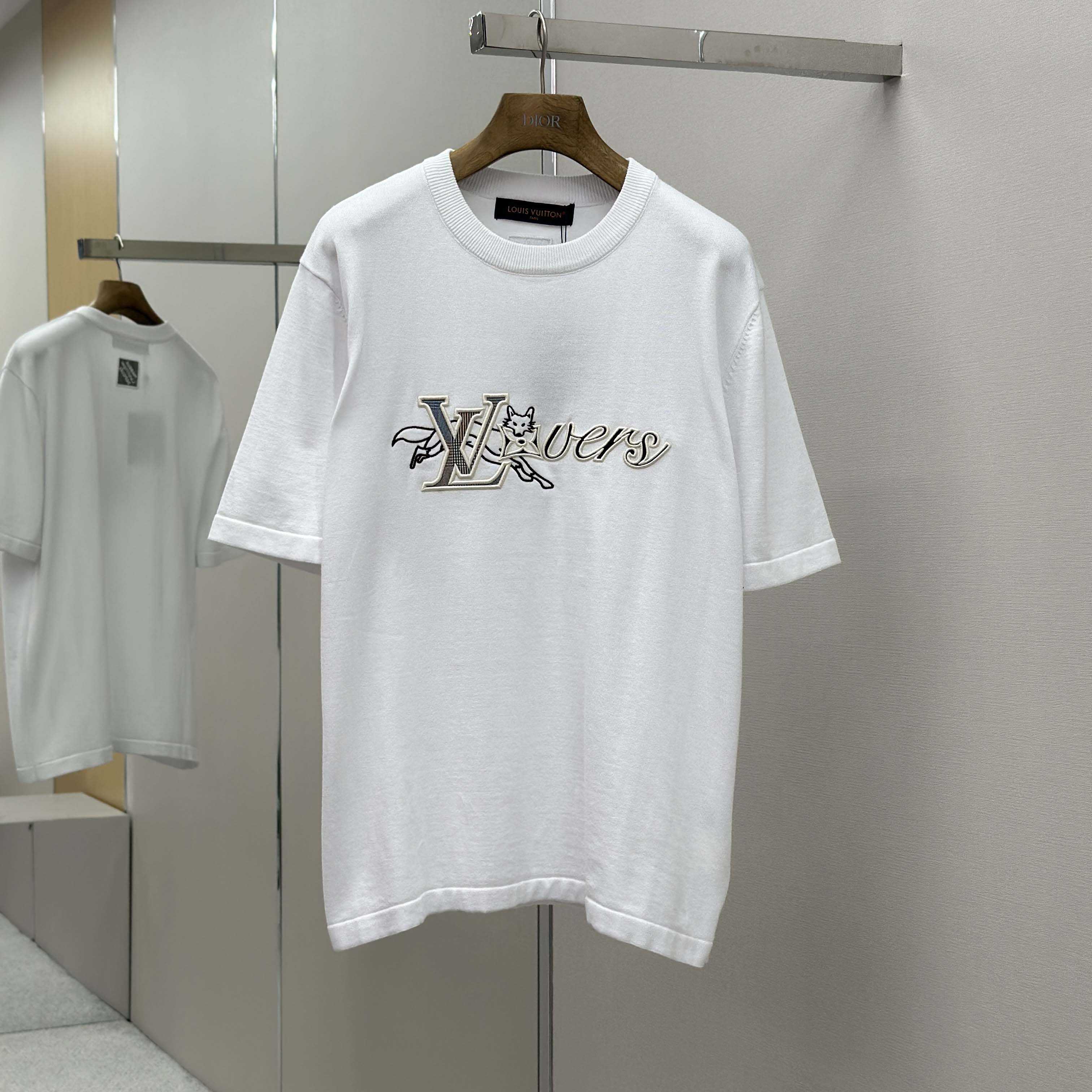 Louis Vuitton Short-Sleeved Crewneck   - DopestKickz