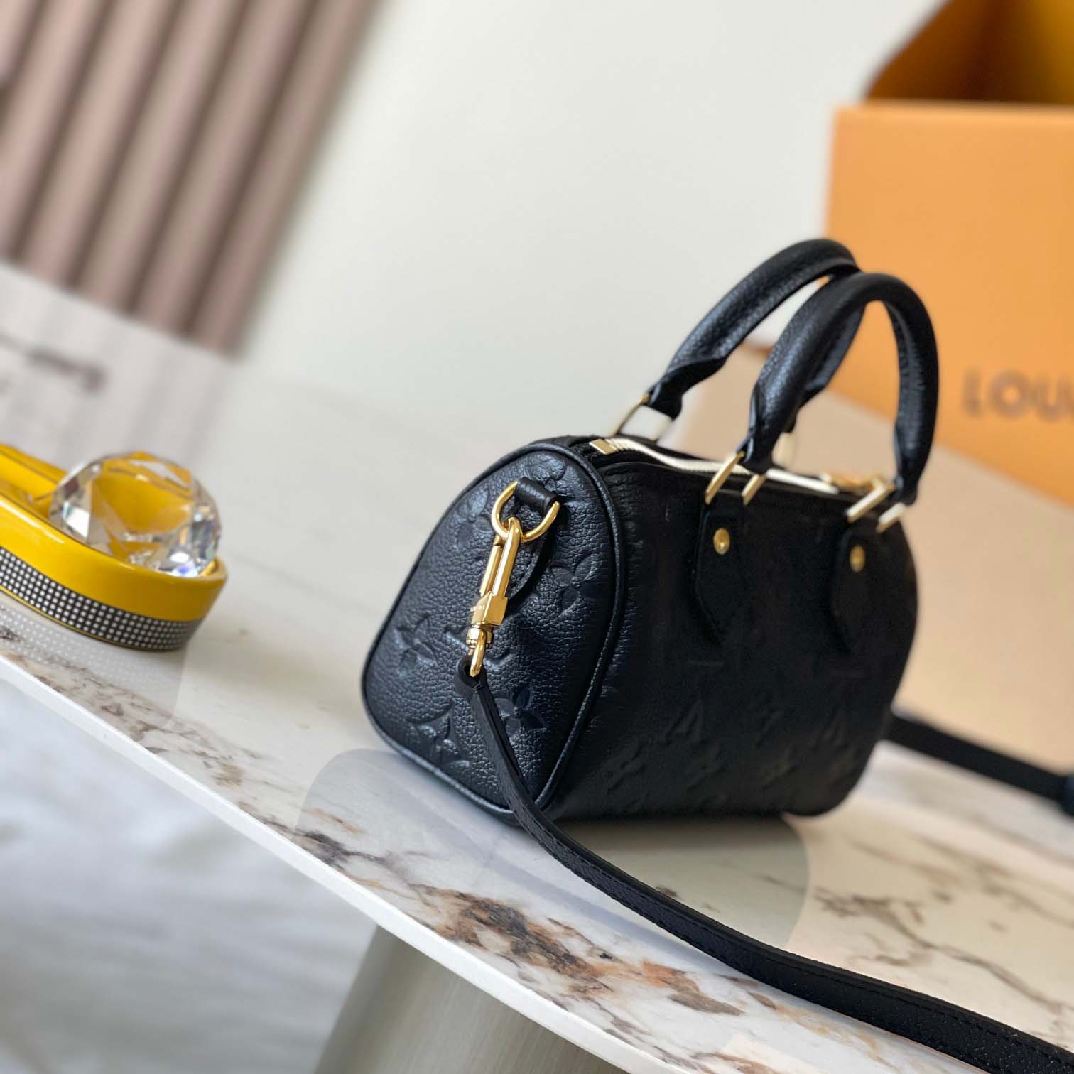 Louis Vuitton Nano Speedy   M82450 - DopestKickz