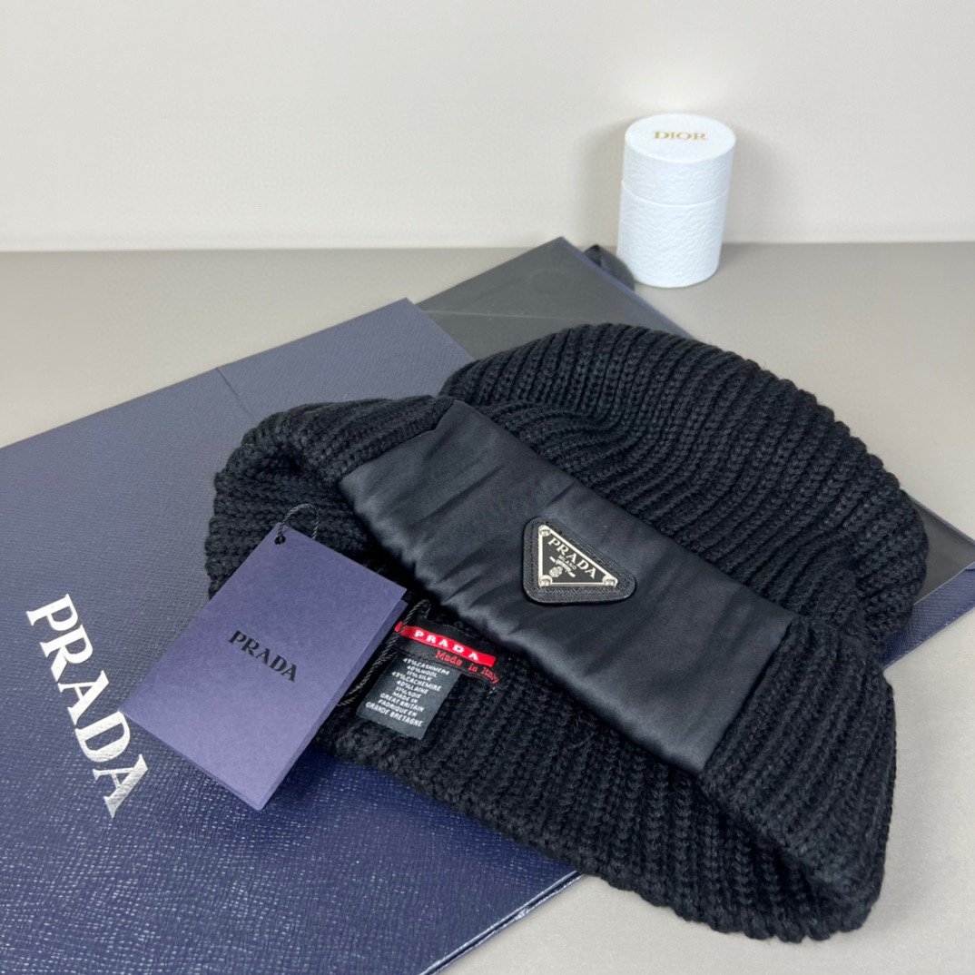 Prada Beanie - DopestKickz