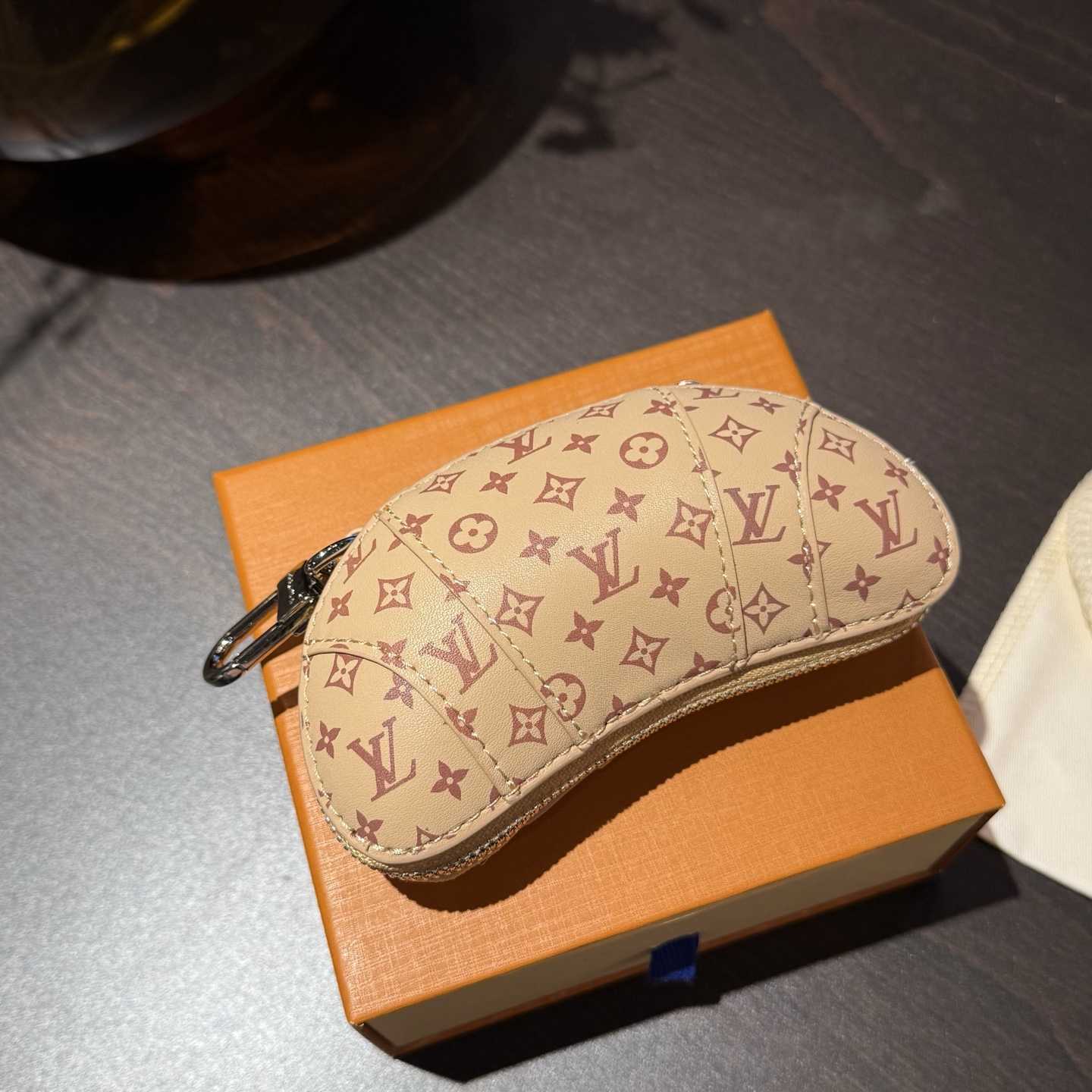 Louis Vuitton LV Croissant Bag Charm    M01858 - DopestKickz