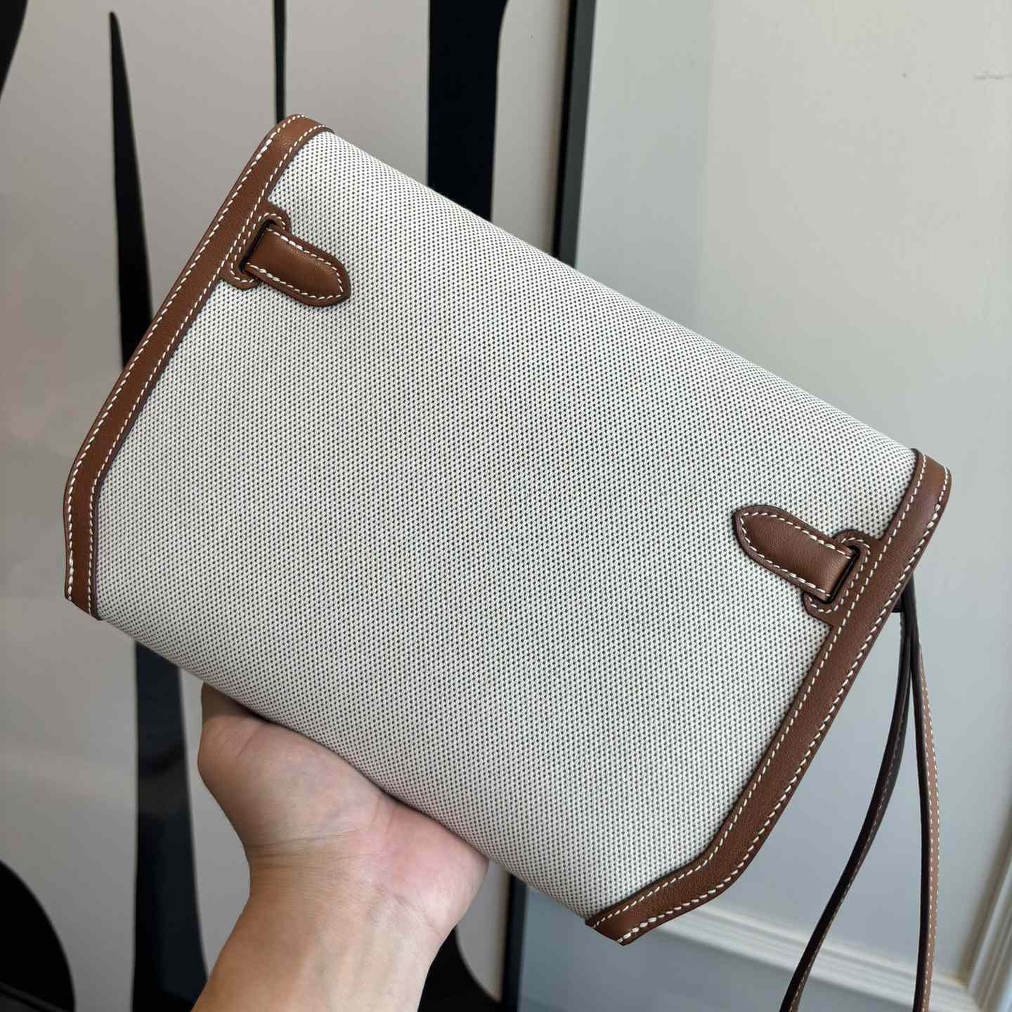 Hermes Kelly Depeches 25 Pouch - DopestKickz