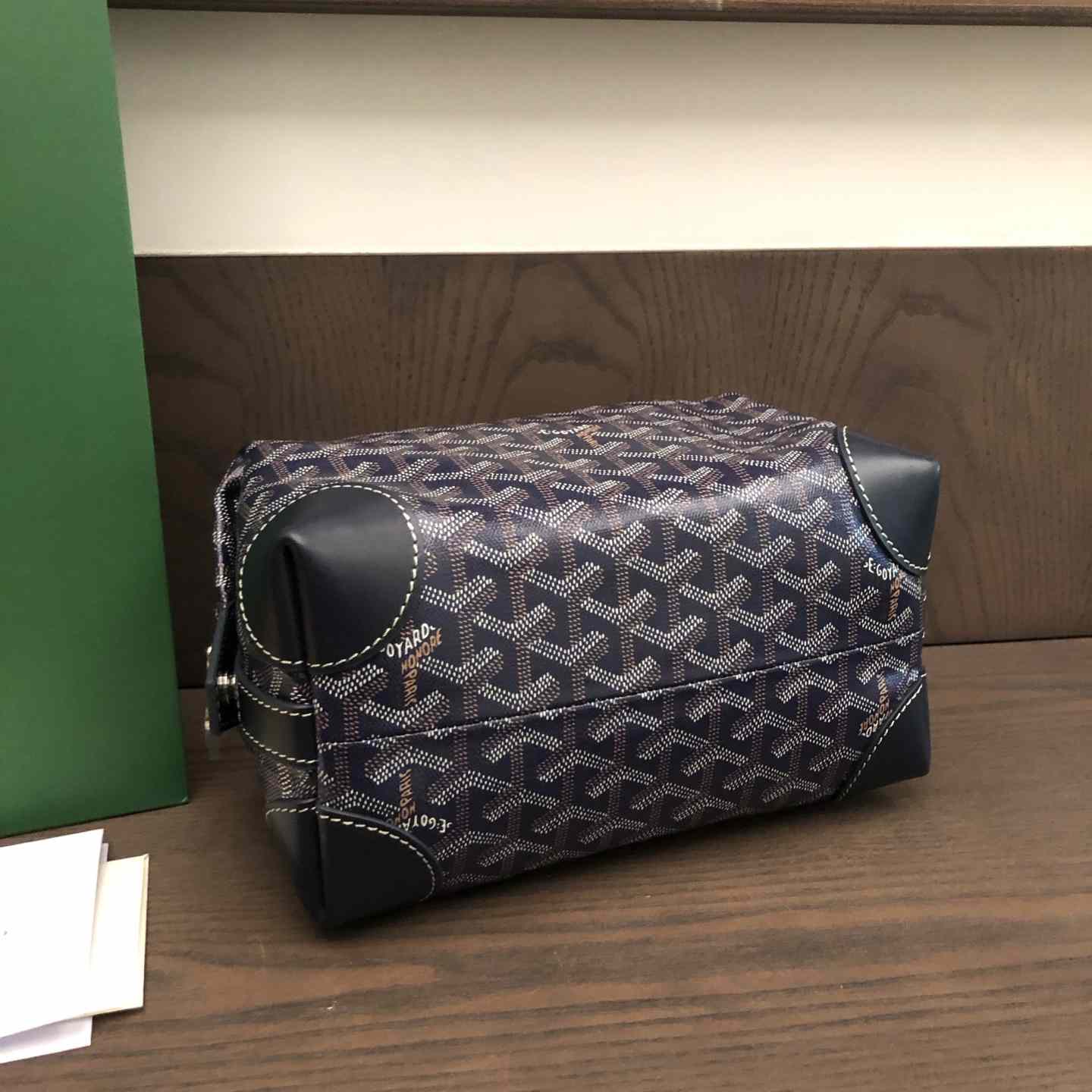 Goyard Bowling 25 Toiletry Bag - DopestKickz