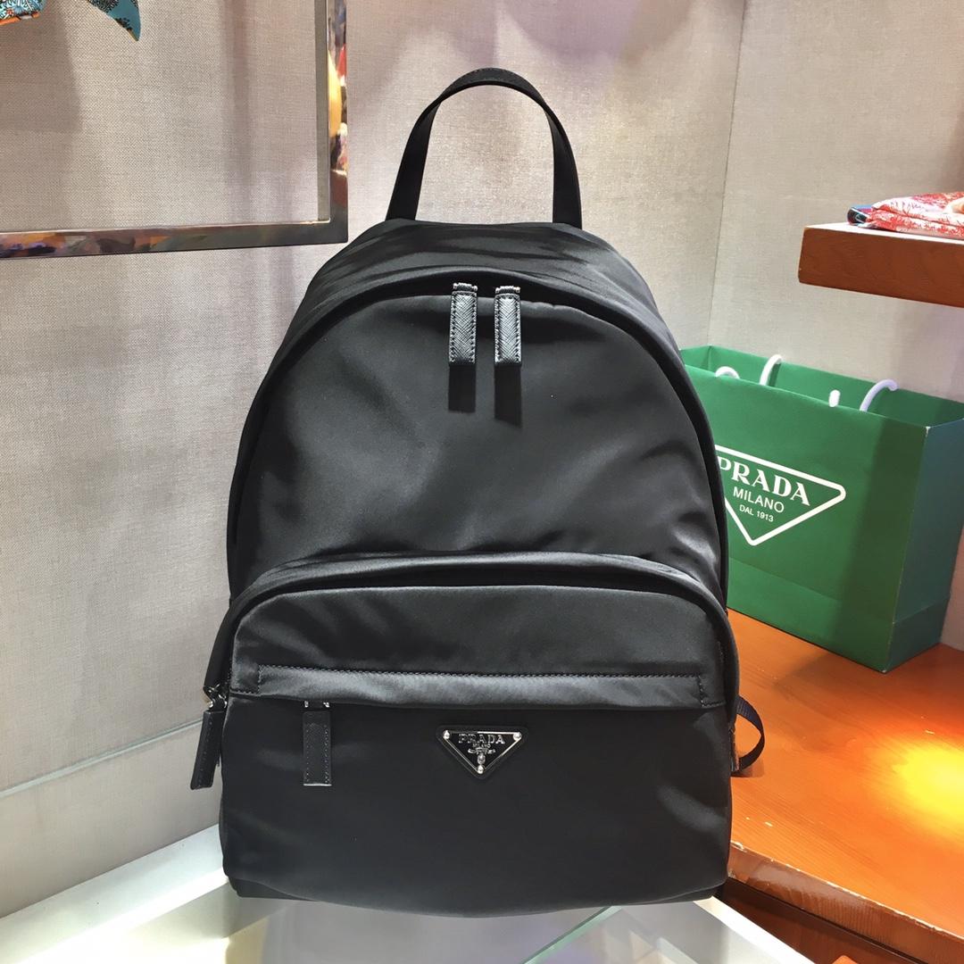 Prada Black Nylon And Saffiano Backpack   29*40*17cm - DopestKickz