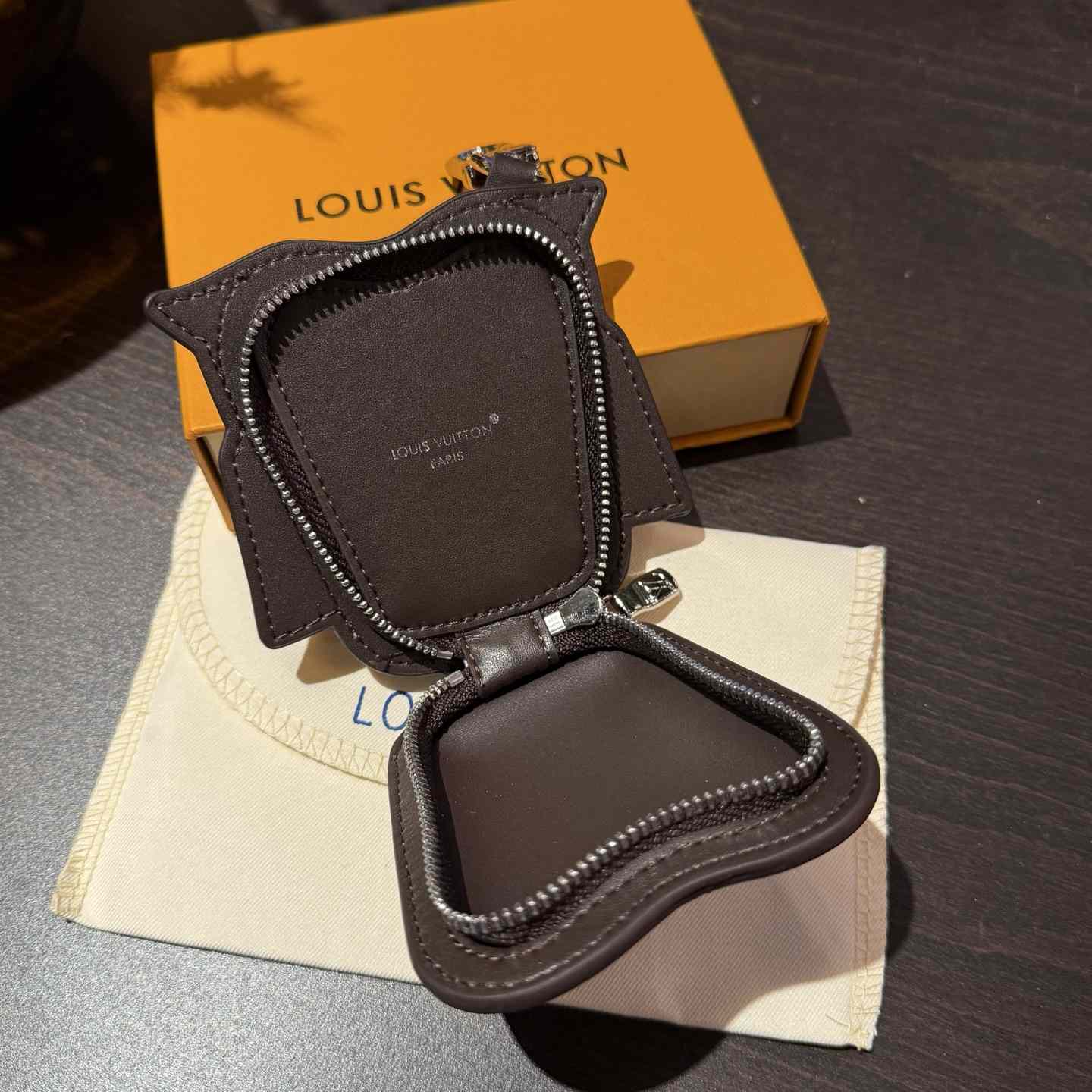 Louis Vuitton LV Owl Bag Charm S00 - DopestKickz