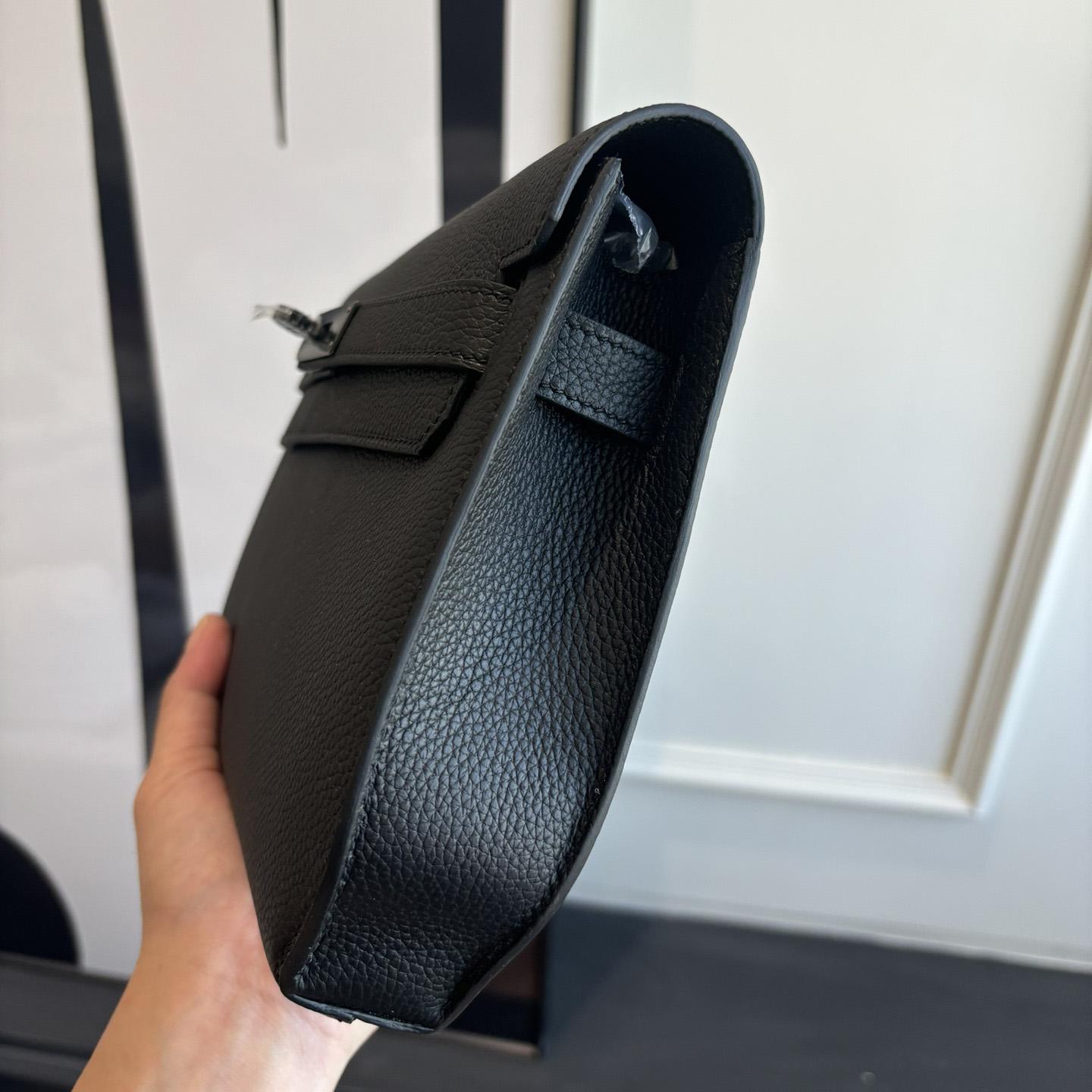 Hermes Kelly Depeches 25 Pouch - DopestKickz