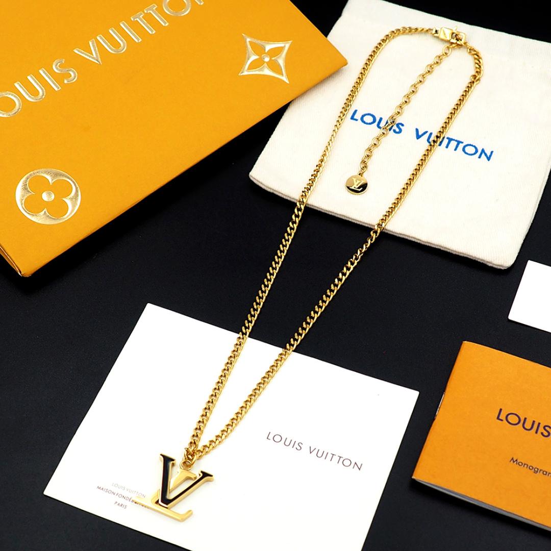 Louis Vuitton LV Spike Pendant - DopestKickz