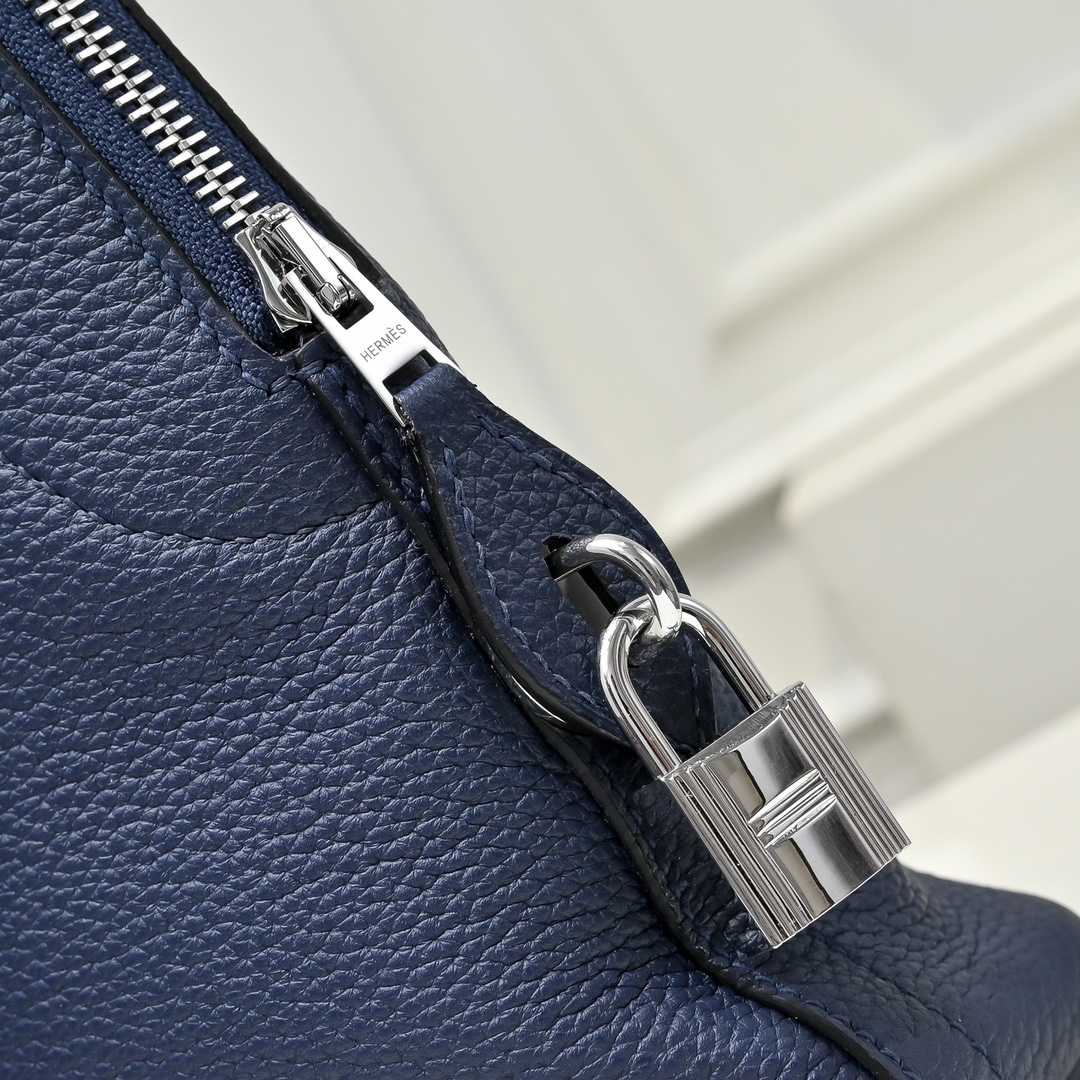 Hermès Bolide Messenger Bag - DopestKickz