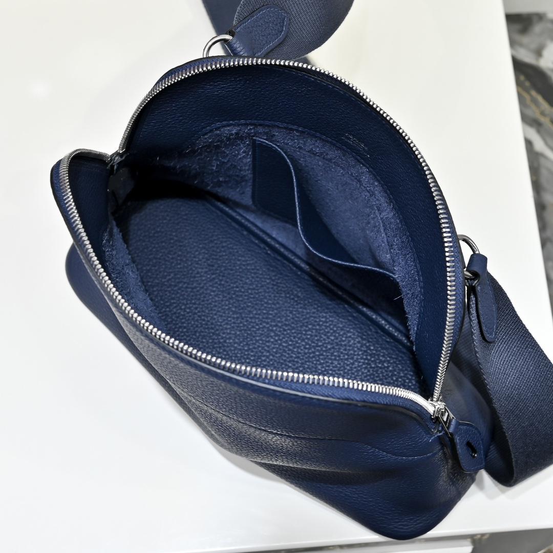 Hermès Bolide Messenger Bag - DopestKickz