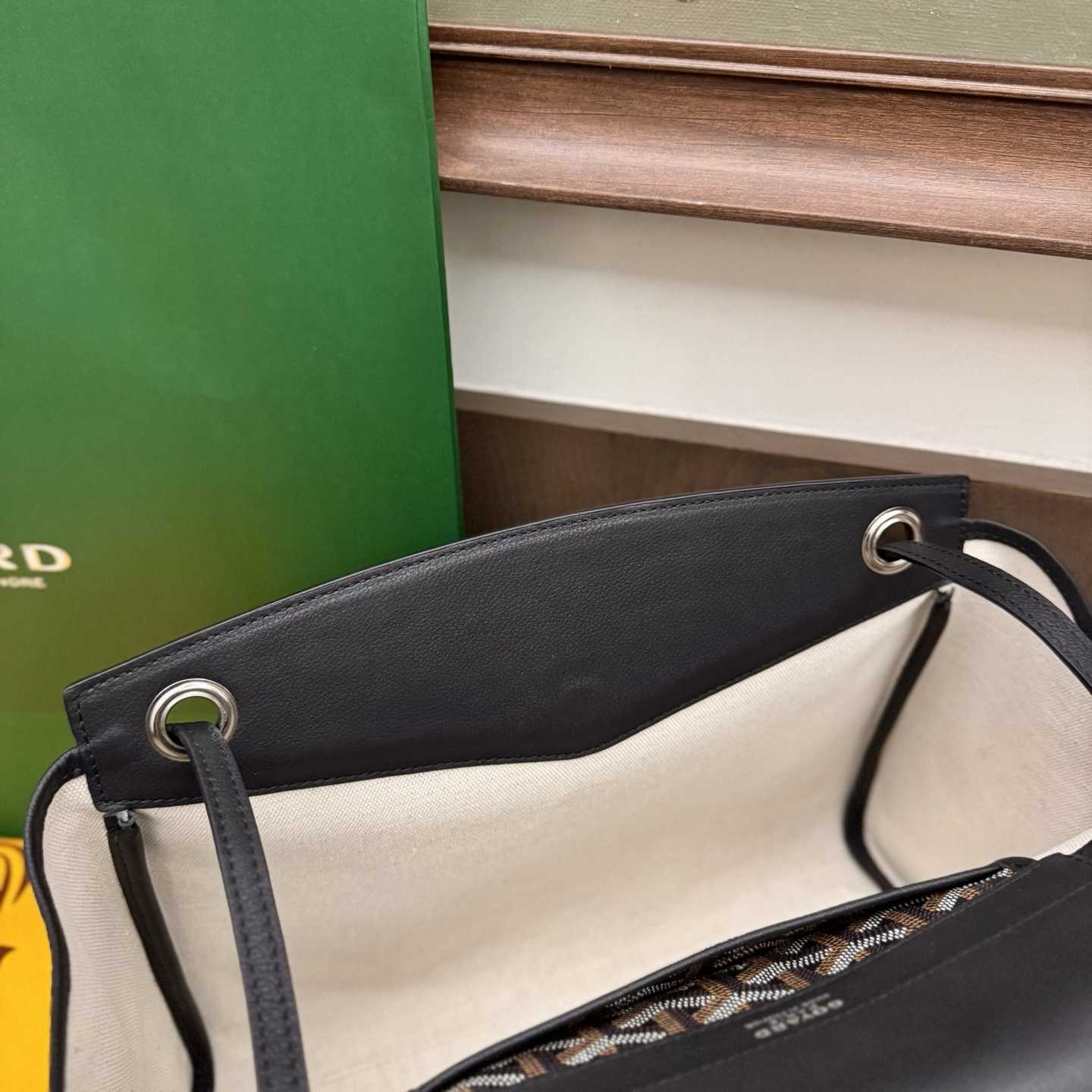 Goyard Rouette Souple Bag - DopestKickz