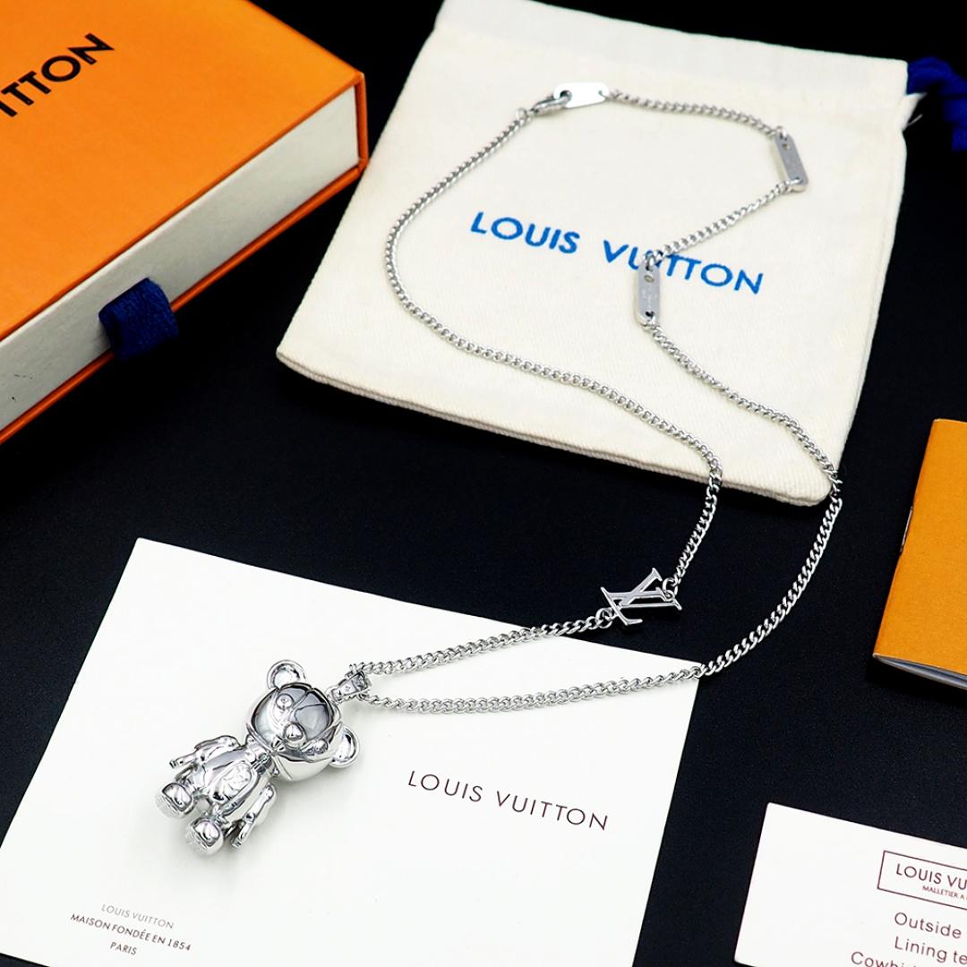 Louis Vuitton LV Louis Medium Charm S00  - DopestKickz