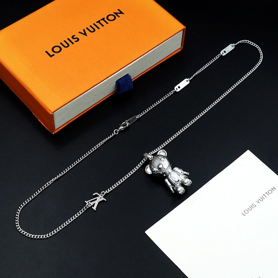 Louis Vuitton LV Louis Medium Charm S00  - DopestKickz