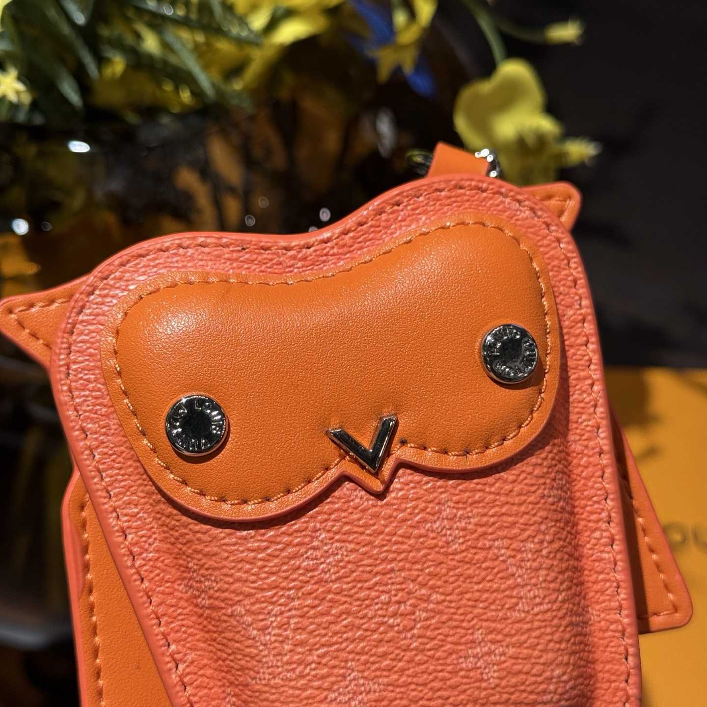 Louis Vuitton LV Owl Bag Charm S00 - DopestKickz
