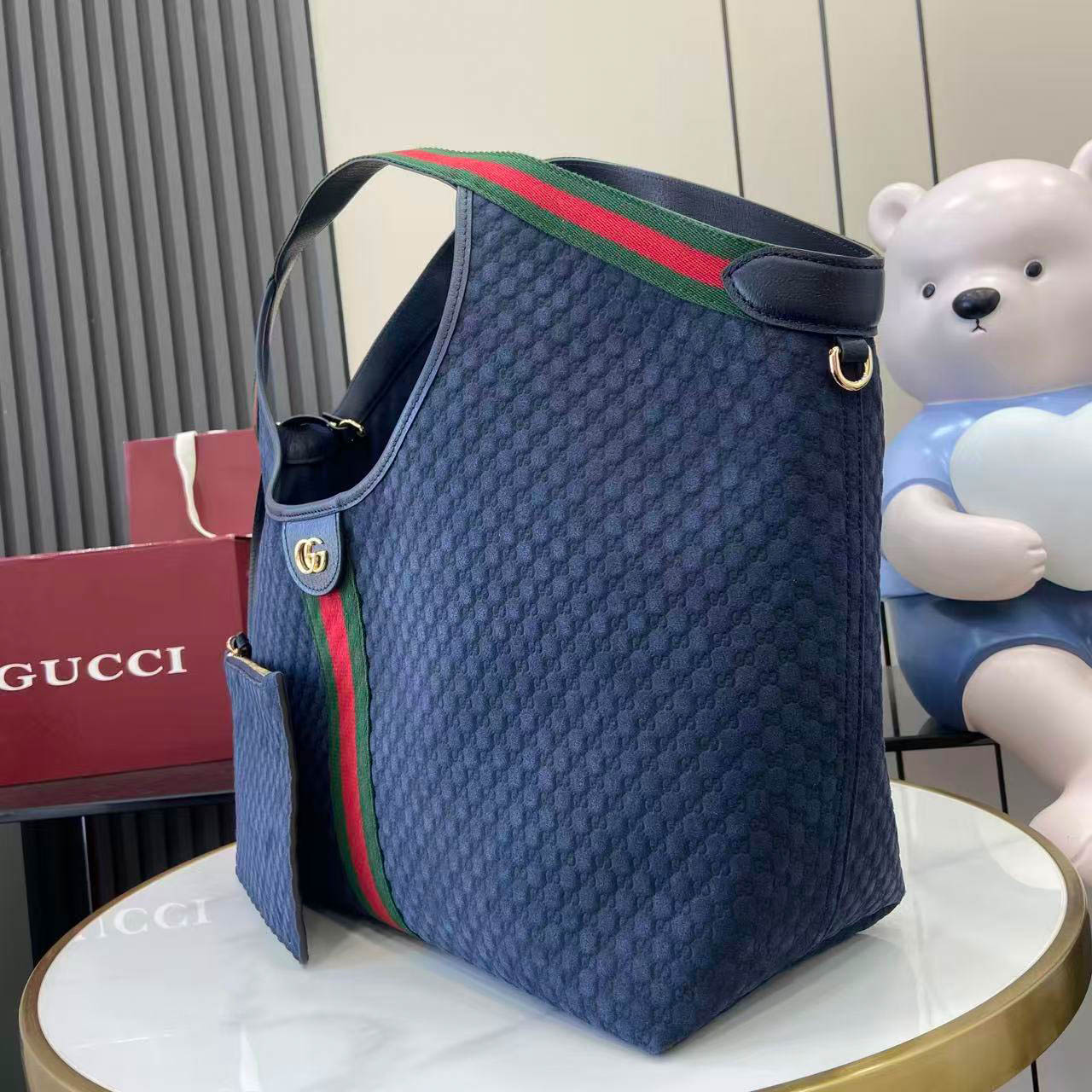 Gucci Giglio Large Tote Bag - DopestKickz
