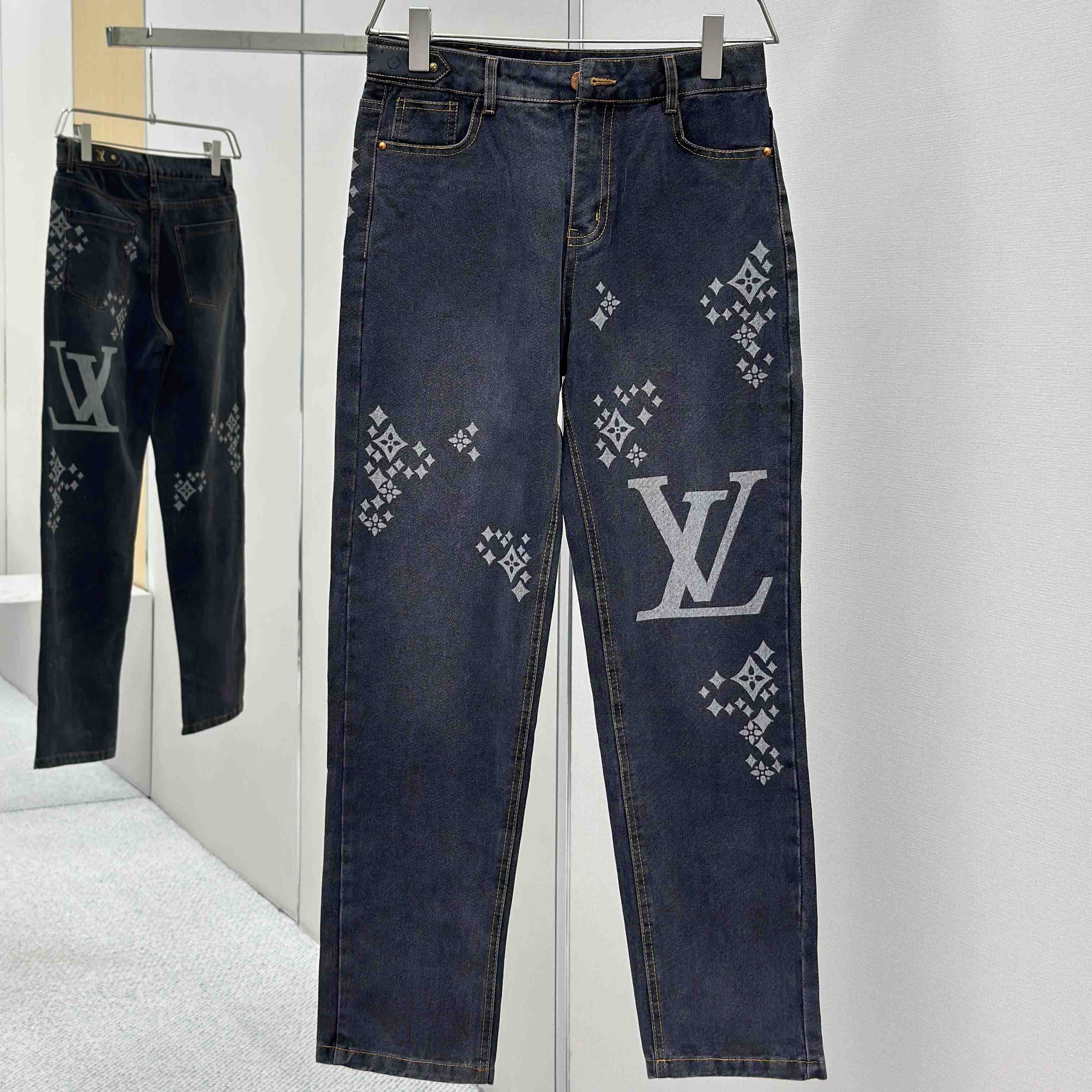 Louis Vuitton Jeans - DopestKickz