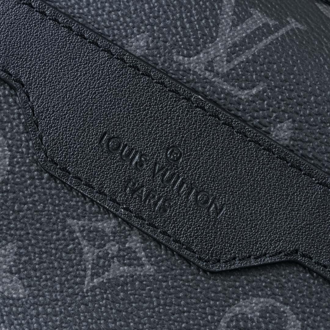 Louis Vuitton Trio Messenger bag  M26052 - DopestKickz