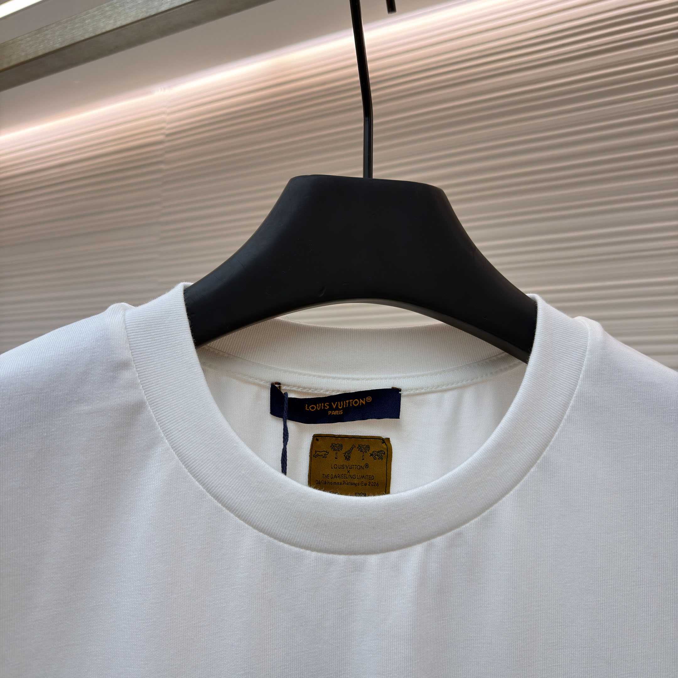 Louis Vuitton x The Darjeeling Limited Embroidered Short-Sleeved Crewneck 1AJVQO - DopestKickz