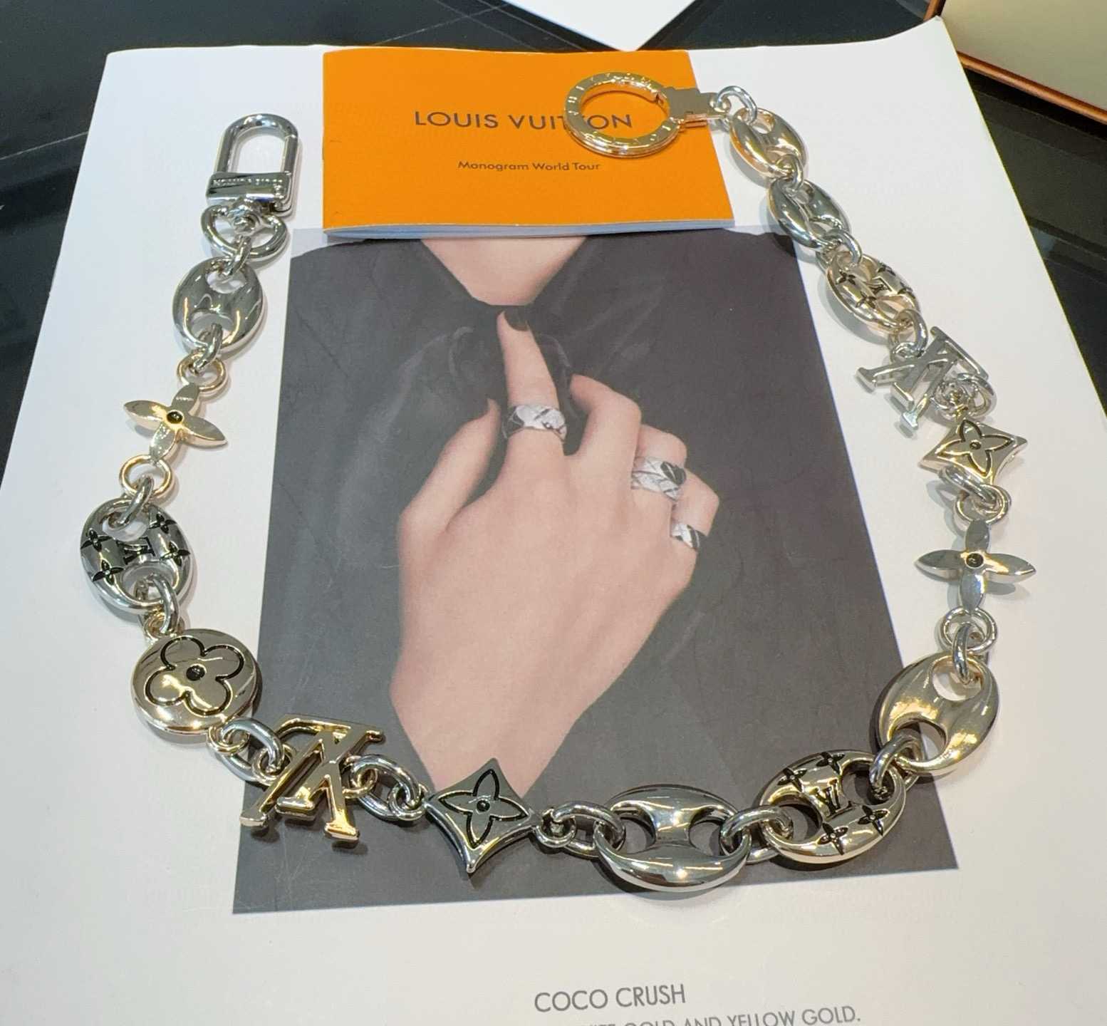 Louis Vuitton LV Sailor Chain Belt S00   M03122 - DopestKickz