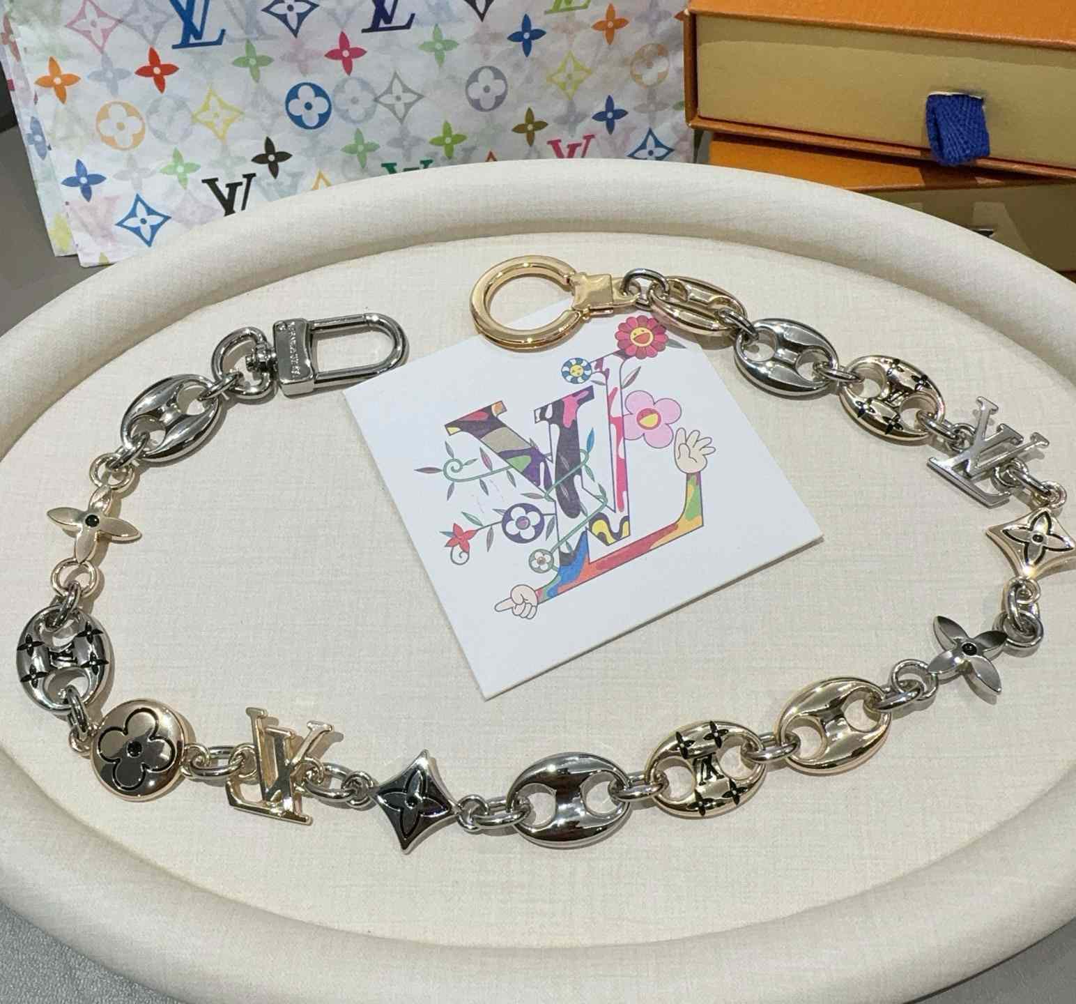 Louis Vuitton LV Sailor Chain Belt S00   M03122 - DopestKickz