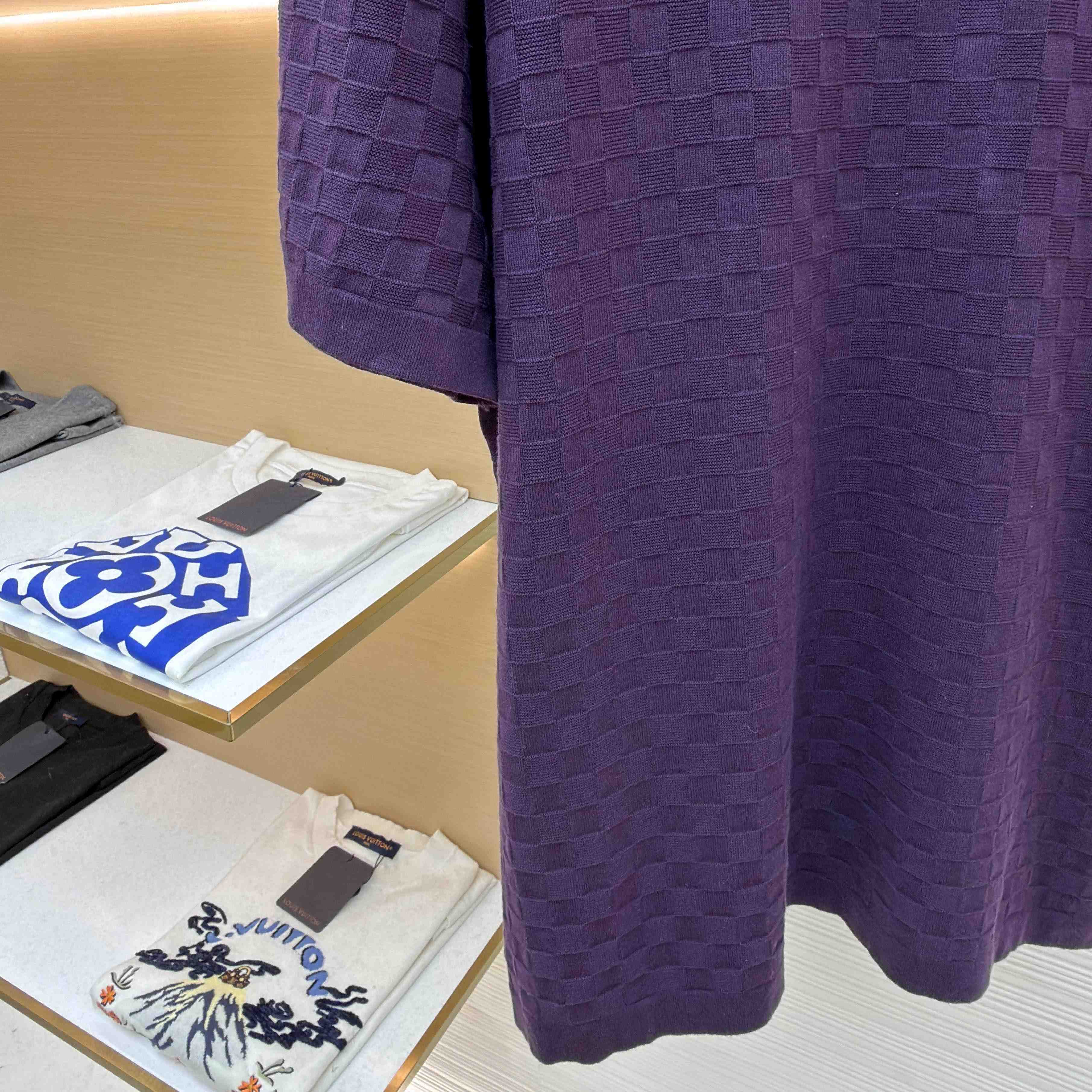 Louis Vuitton Damier Jacquard Short-Sleeved Crewneck    1AJTVL - DopestKickz