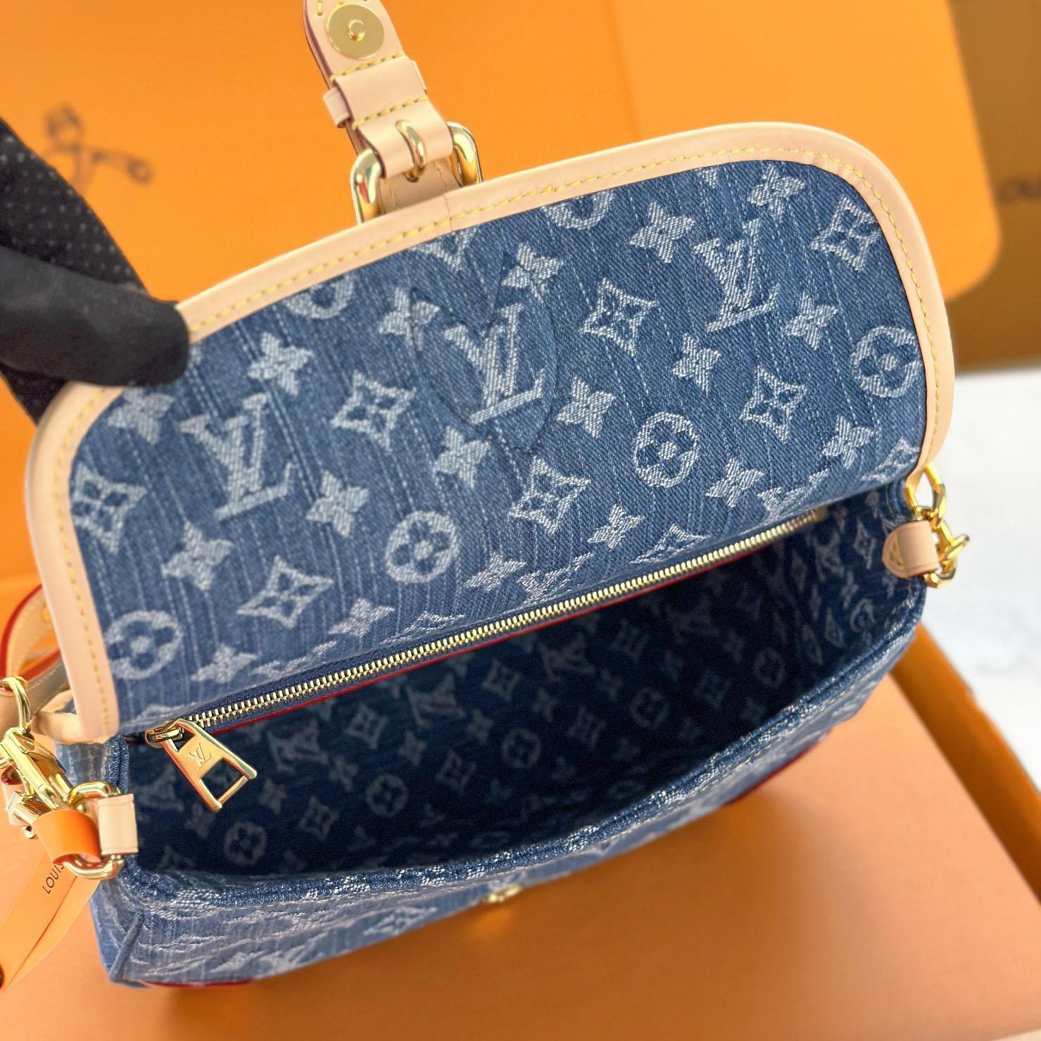 Louis Vuitton Diane M13070 - DopestKickz