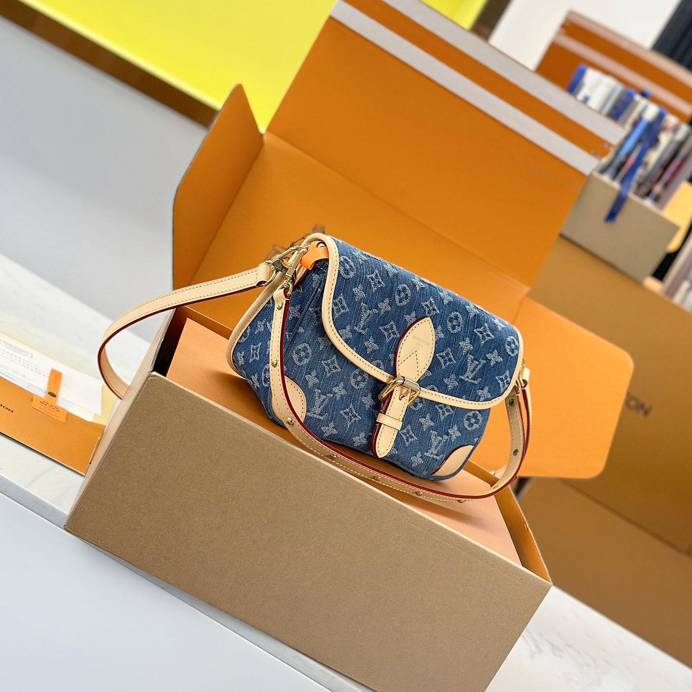 Louis Vuitton Diane M13070 - DopestKickz