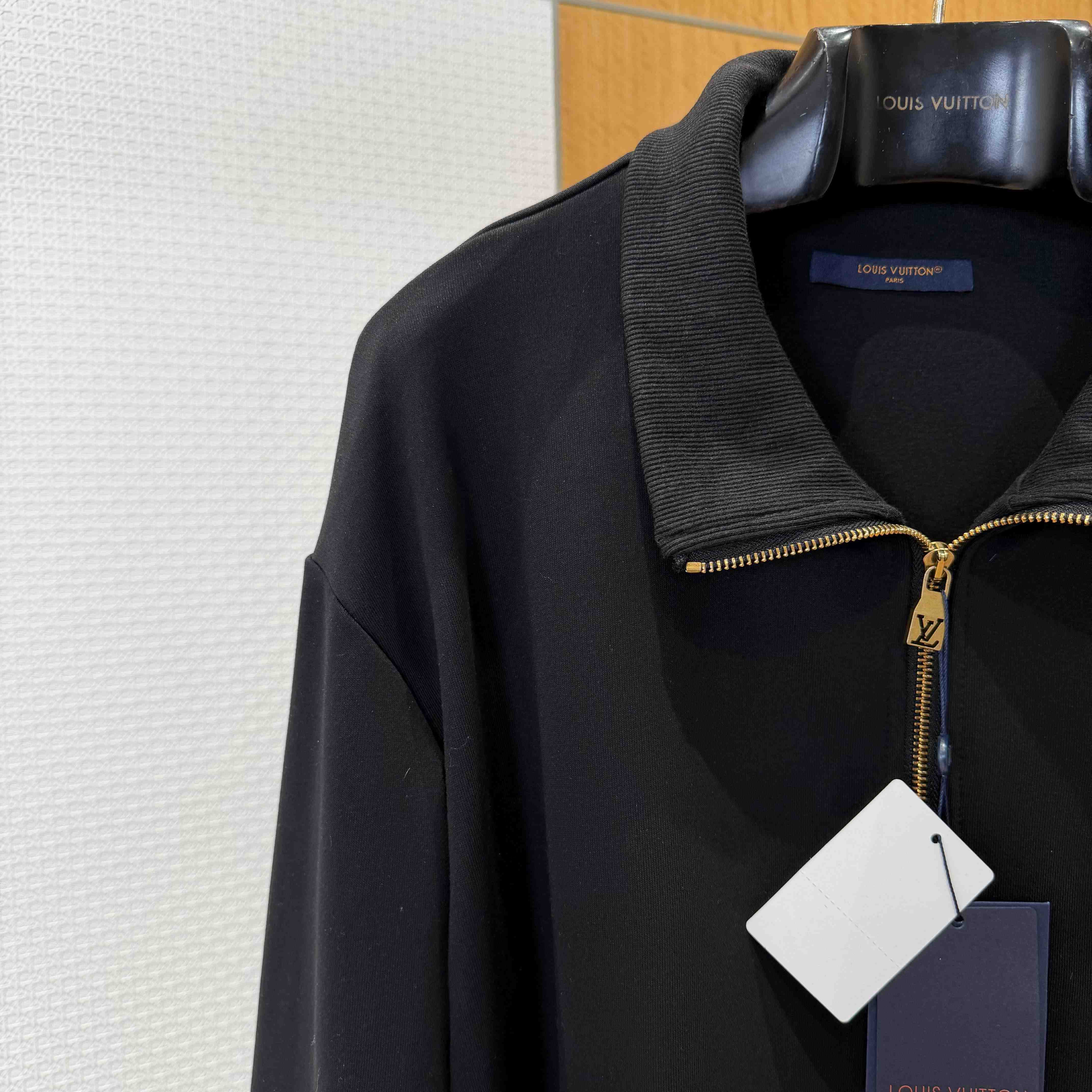 Louis Vuitton Embellished Signature Track Top     1AJUZU - DopestKickz