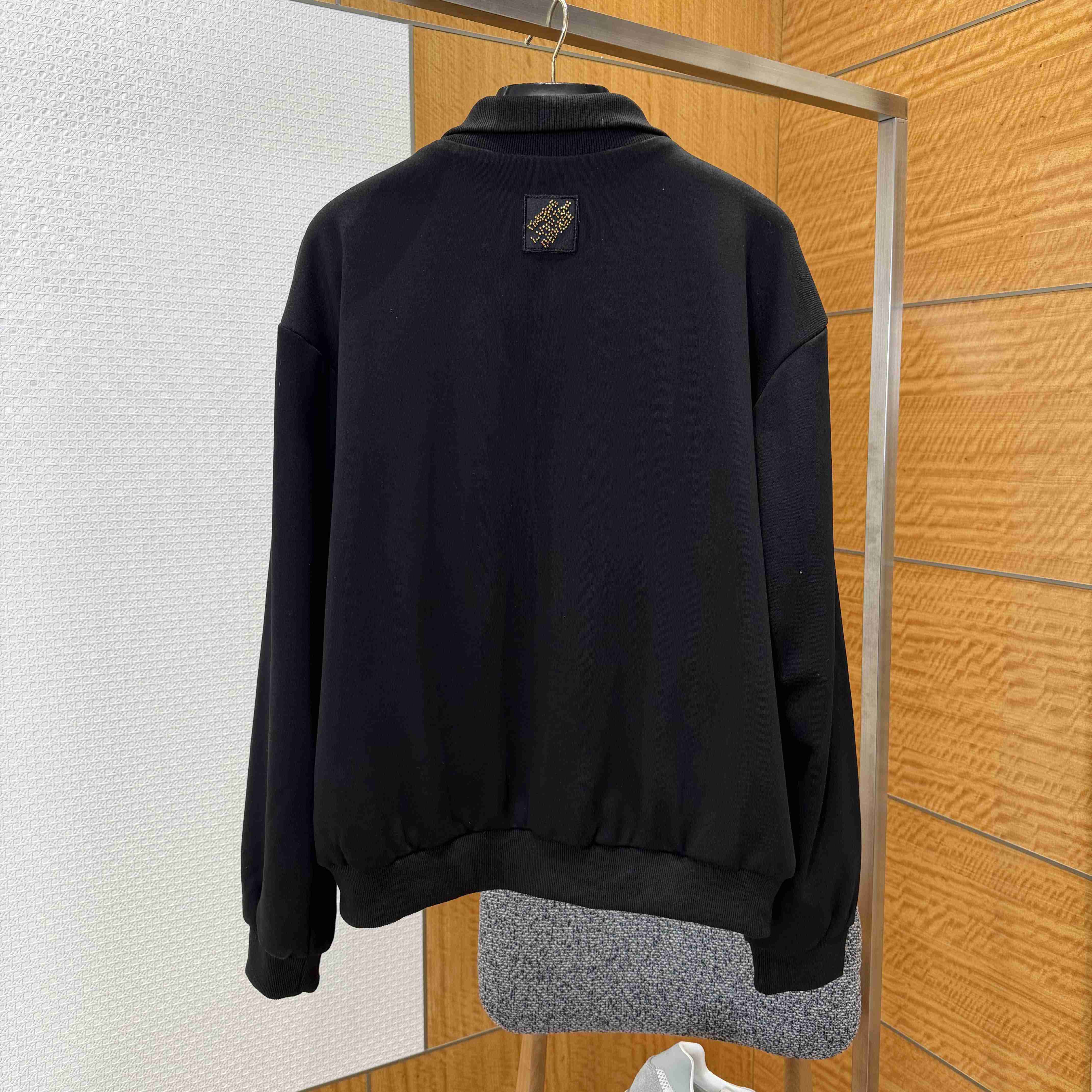 Louis Vuitton Embellished Signature Track Top     1AJUZU - DopestKickz