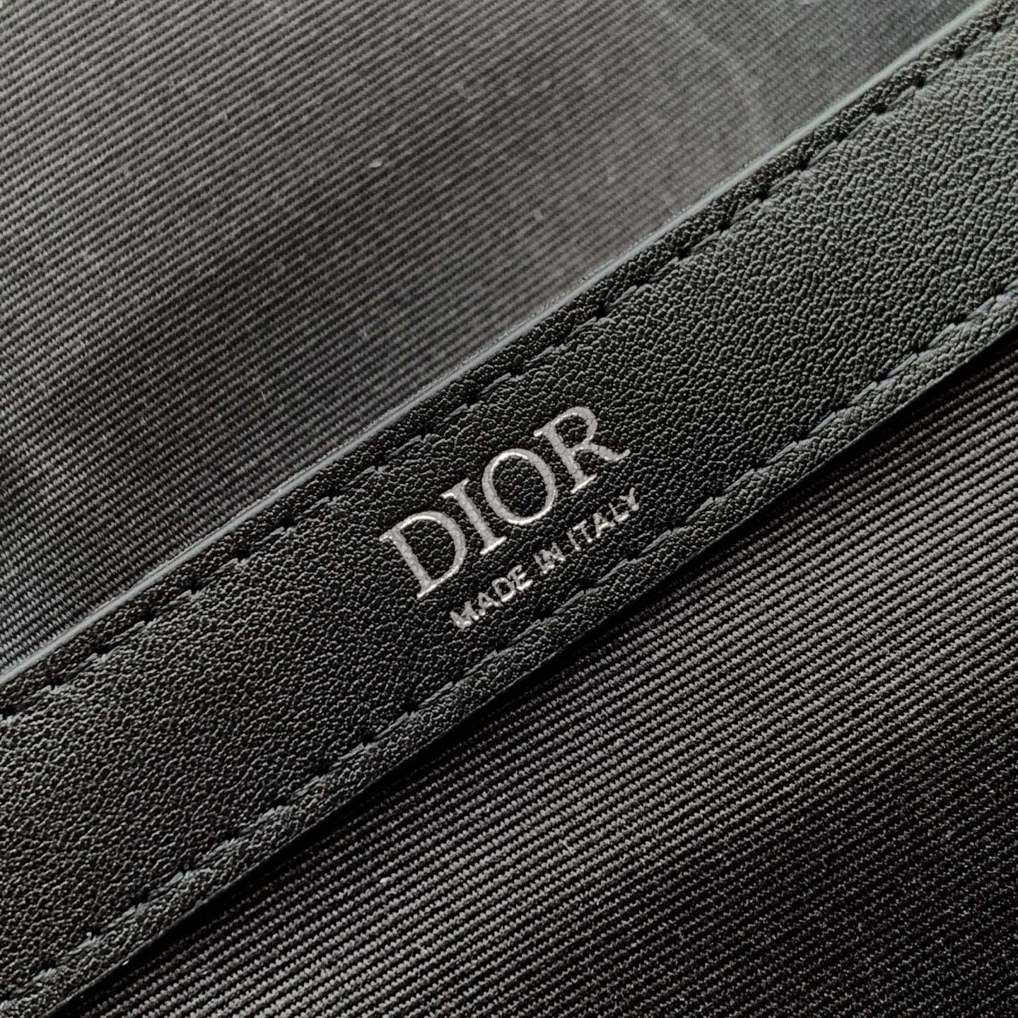 Dior Trek Messenger Bag - DopestKickz