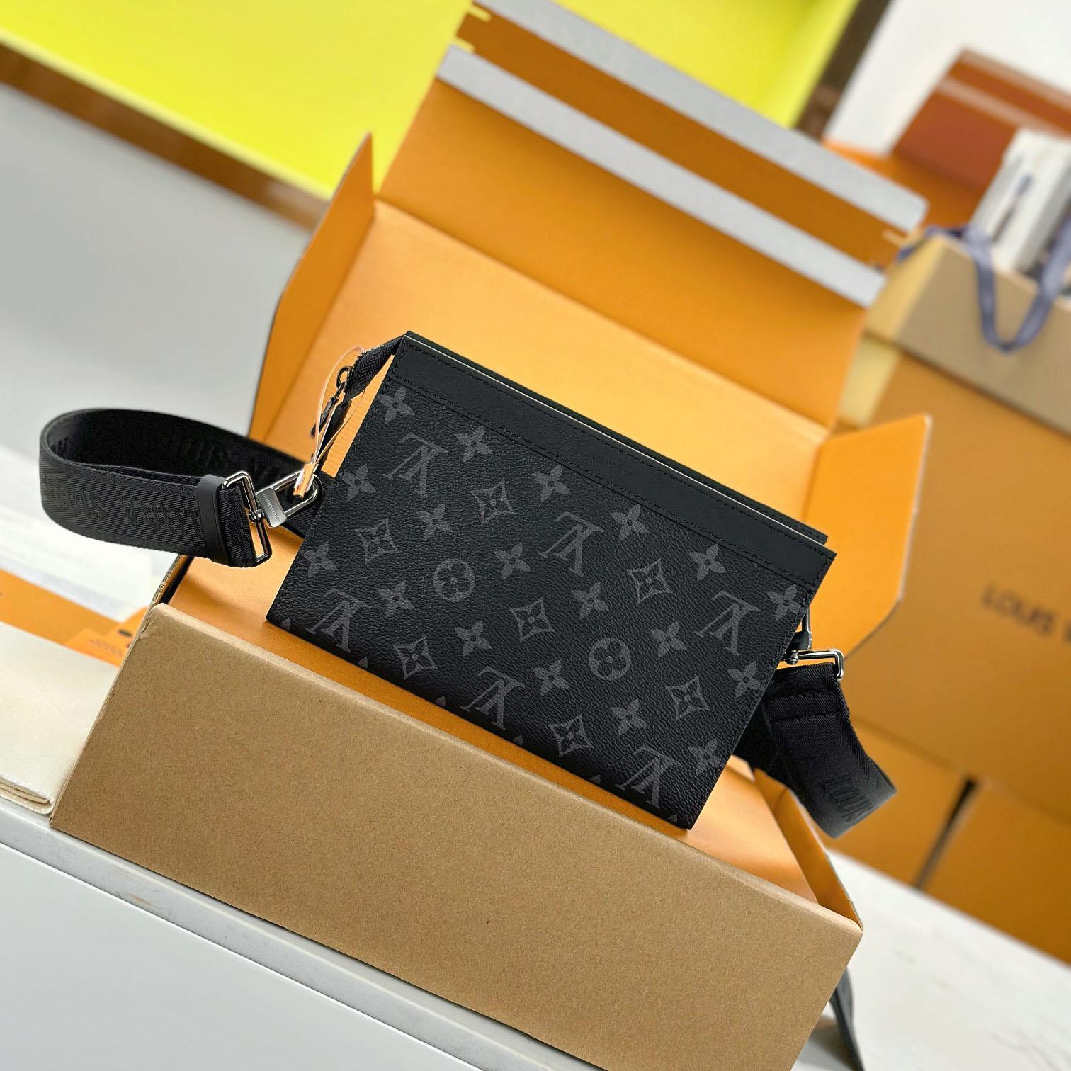 Louis Vuitton Gaston Wearable Wallet  M81124 - DopestKickz