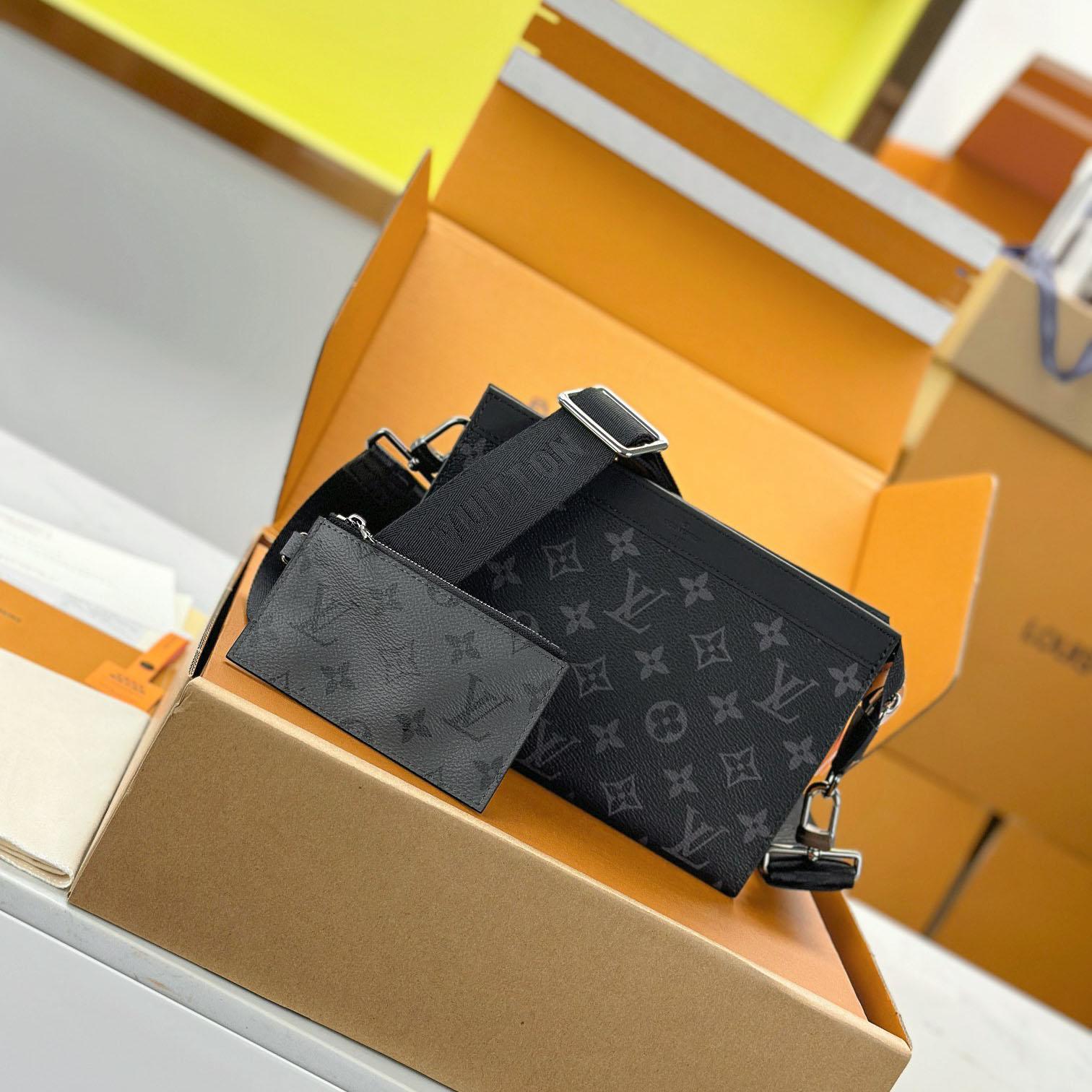 Louis Vuitton Gaston Wearable Wallet  M81124 - DopestKickz