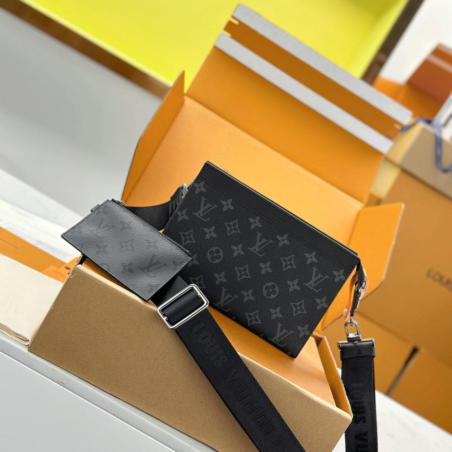 Louis Vuitton Gaston Wearable Wallet  M81124 - DopestKickz