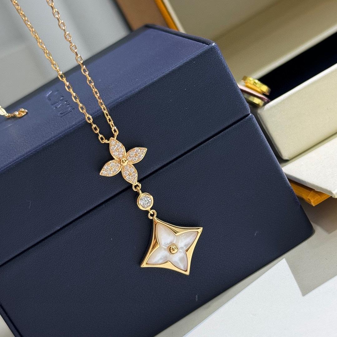Louis Vuitton Color Blossom M Star Multi-Motif Pendan   Q94676 - DopestKickz
