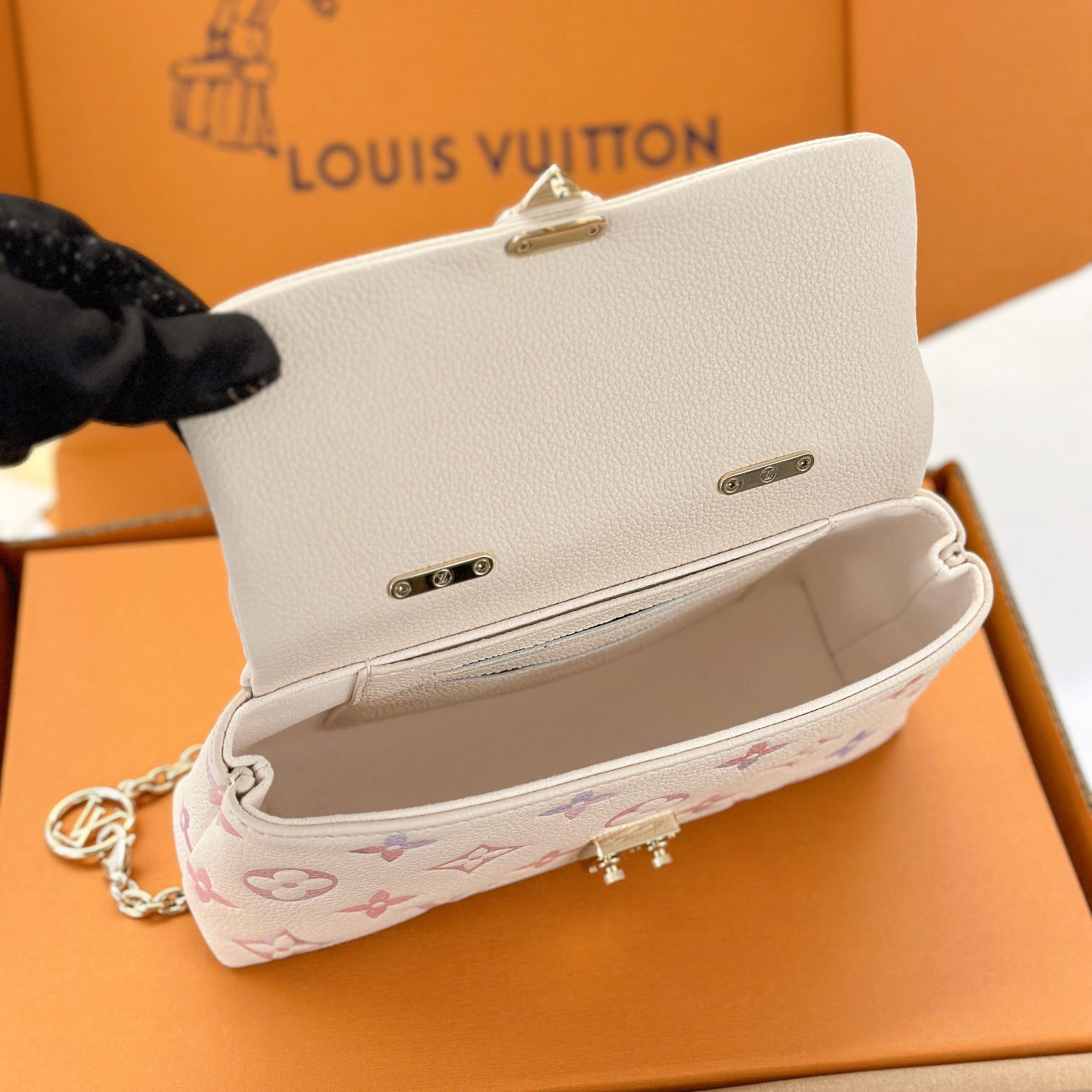 Louis Vuitton Nano Madeleine M25596 - DopestKickz