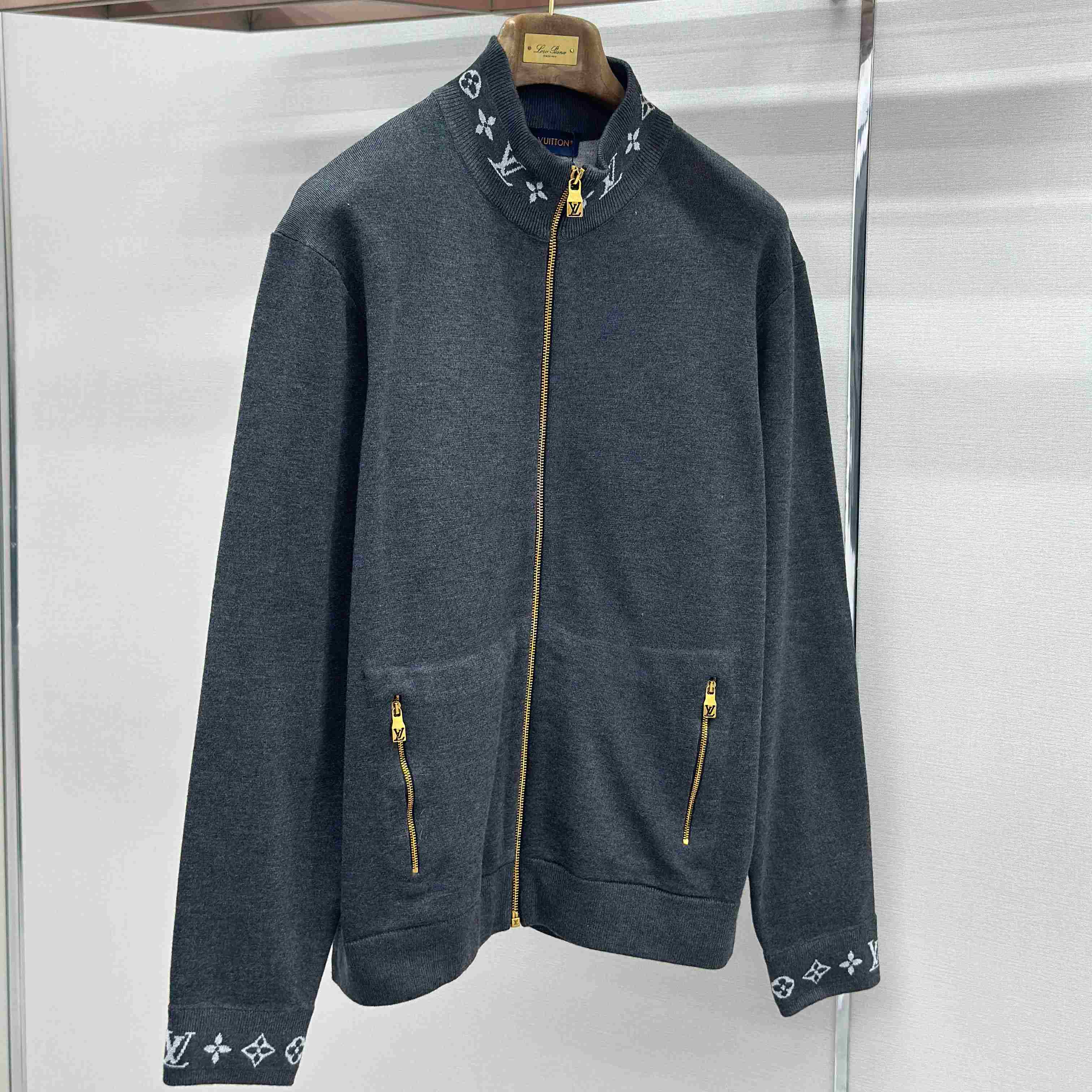Louis Vuitton Zippered Fleece Blouson    1AJTU2 - DopestKickz