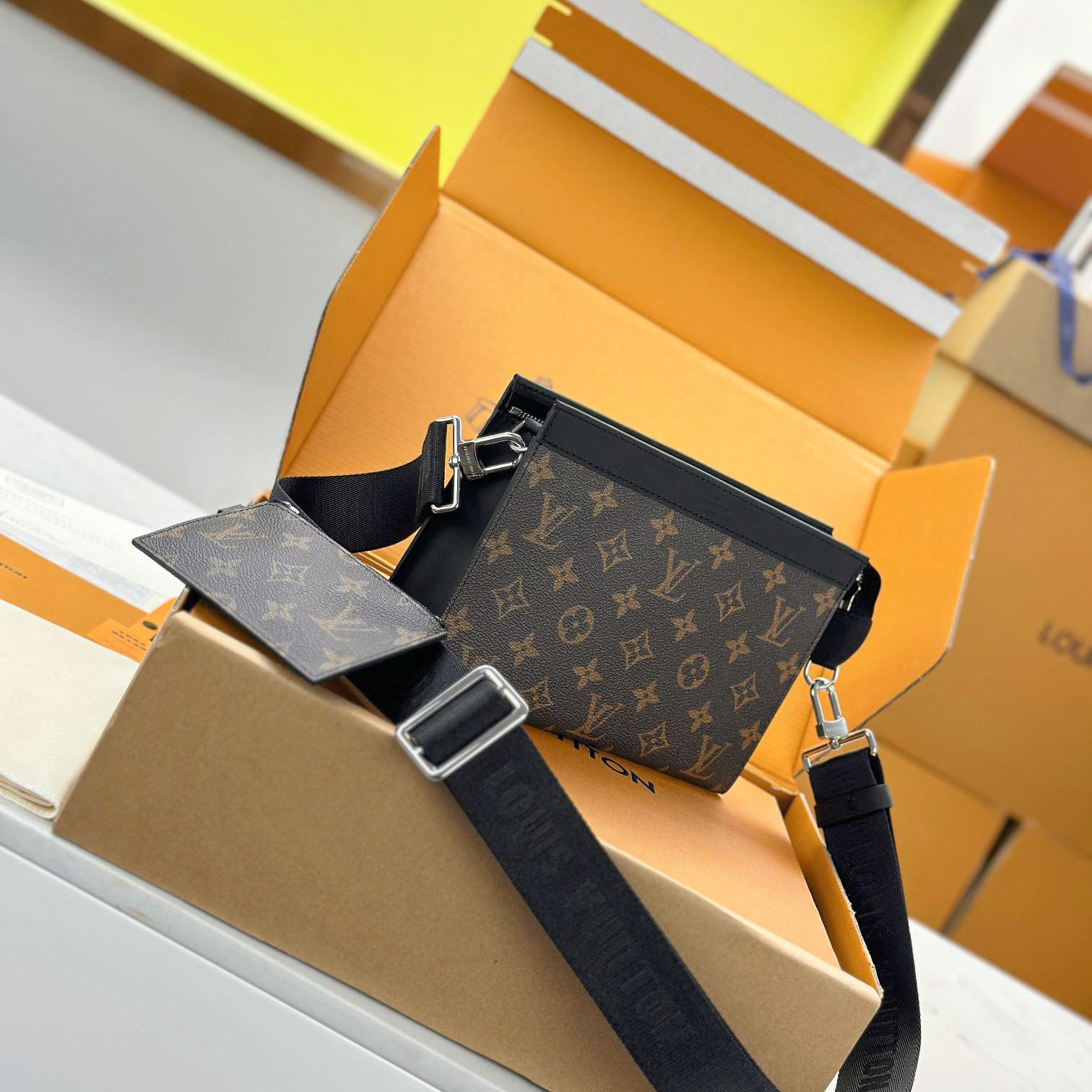 Louis Vuitton Gaston Wearable Wallet M14036 - DopestKickz