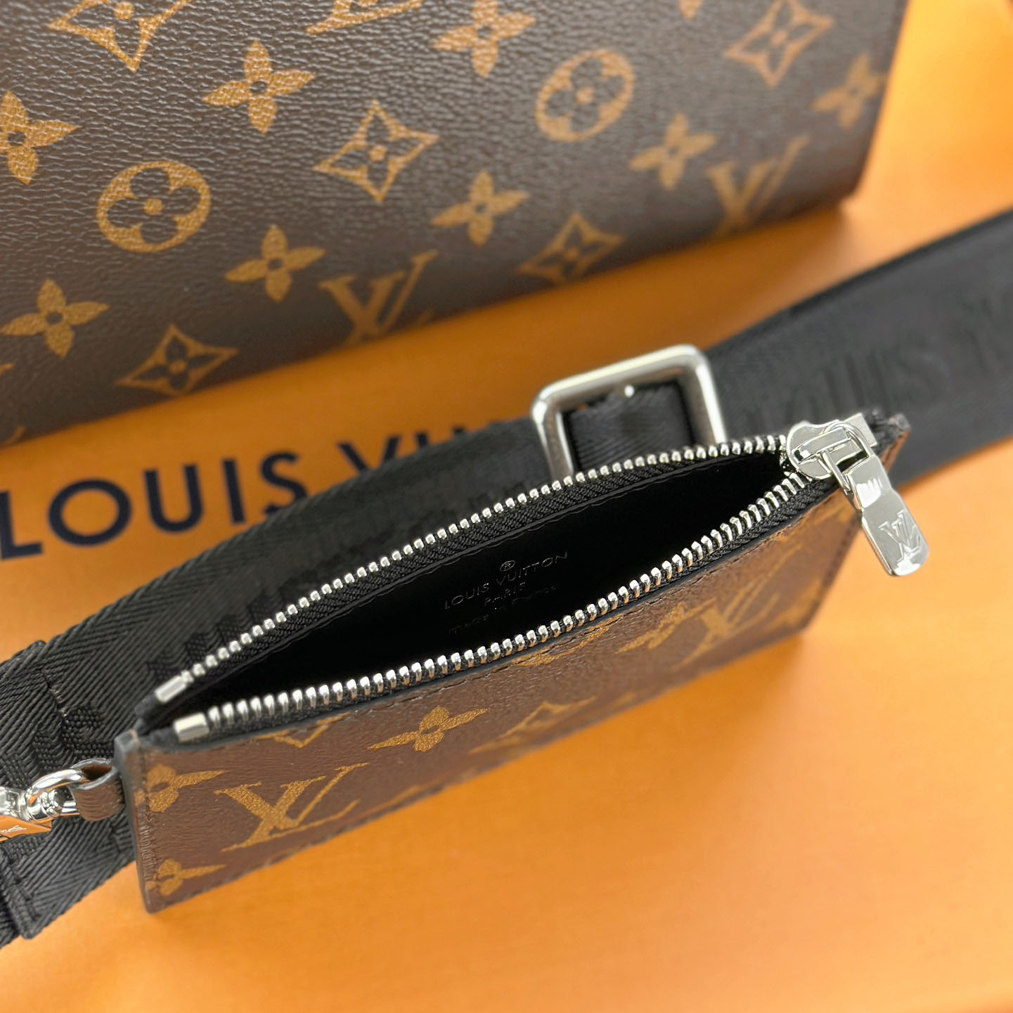 Louis Vuitton Gaston Wearable Wallet M14036 - DopestKickz