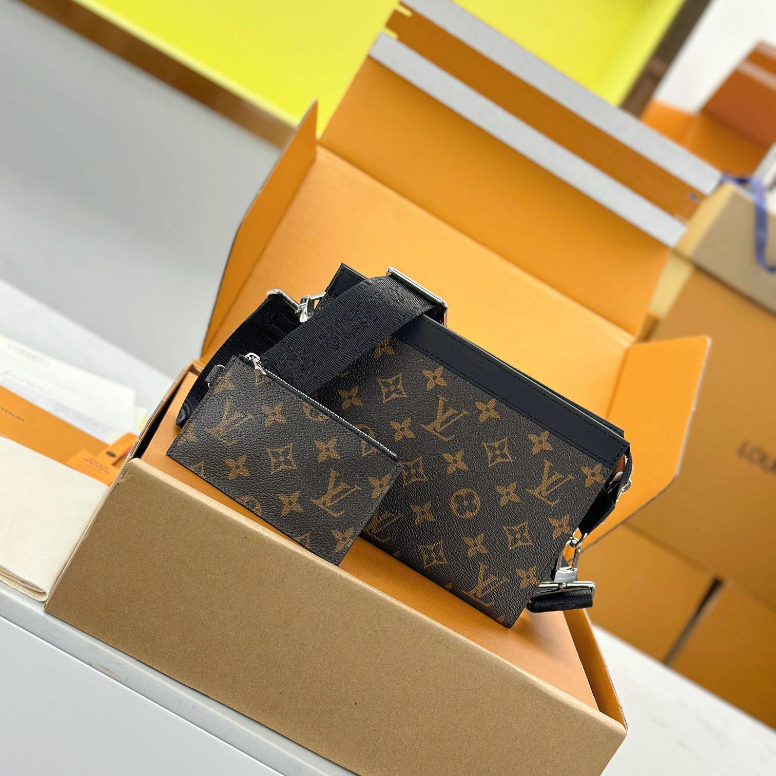 Louis Vuitton Gaston Wearable Wallet M14036 - DopestKickz