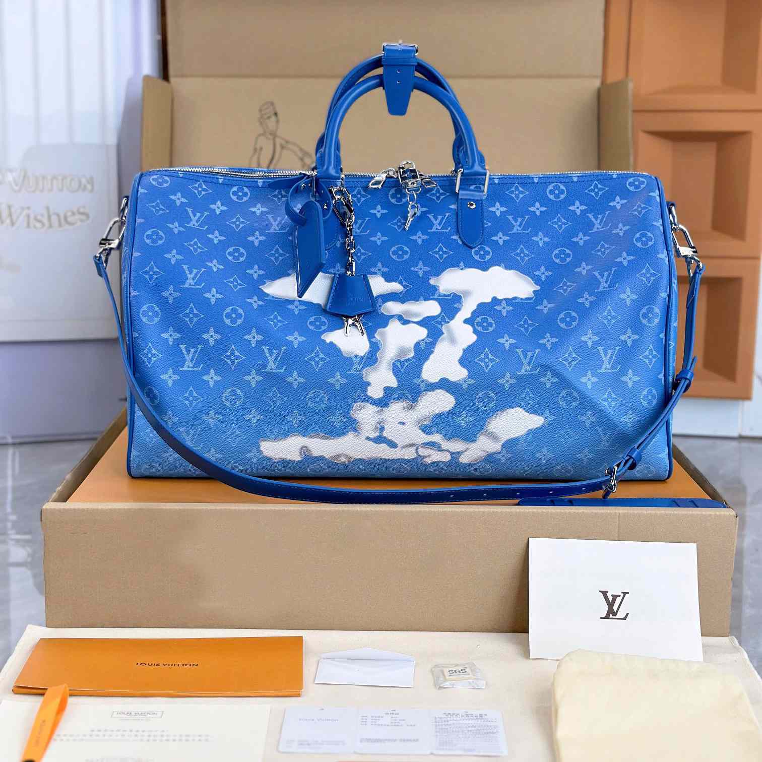 Louis Vuitton Keepall Bandoulière 50    M45428 - DopestKickz