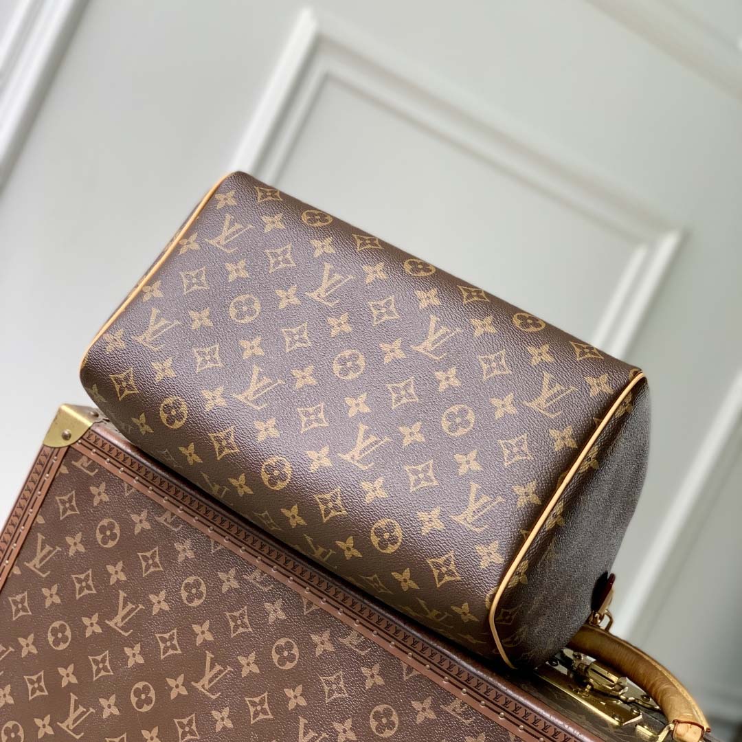 Louis Vuitton Speedy Soft 30   M26498 - DopestKickz