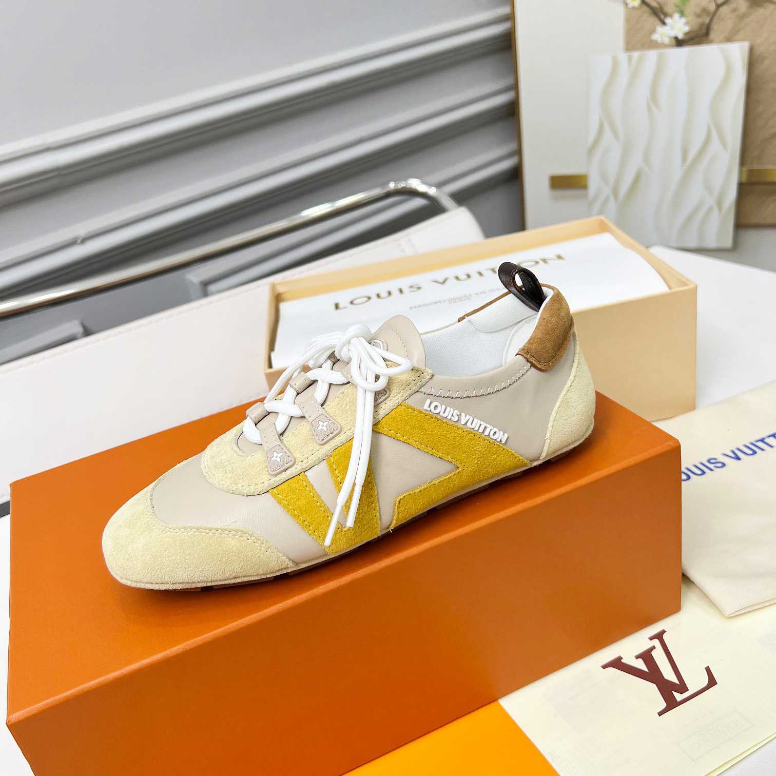 Louis Vuitton Sneakerina 1AHNEM - DopestKickz