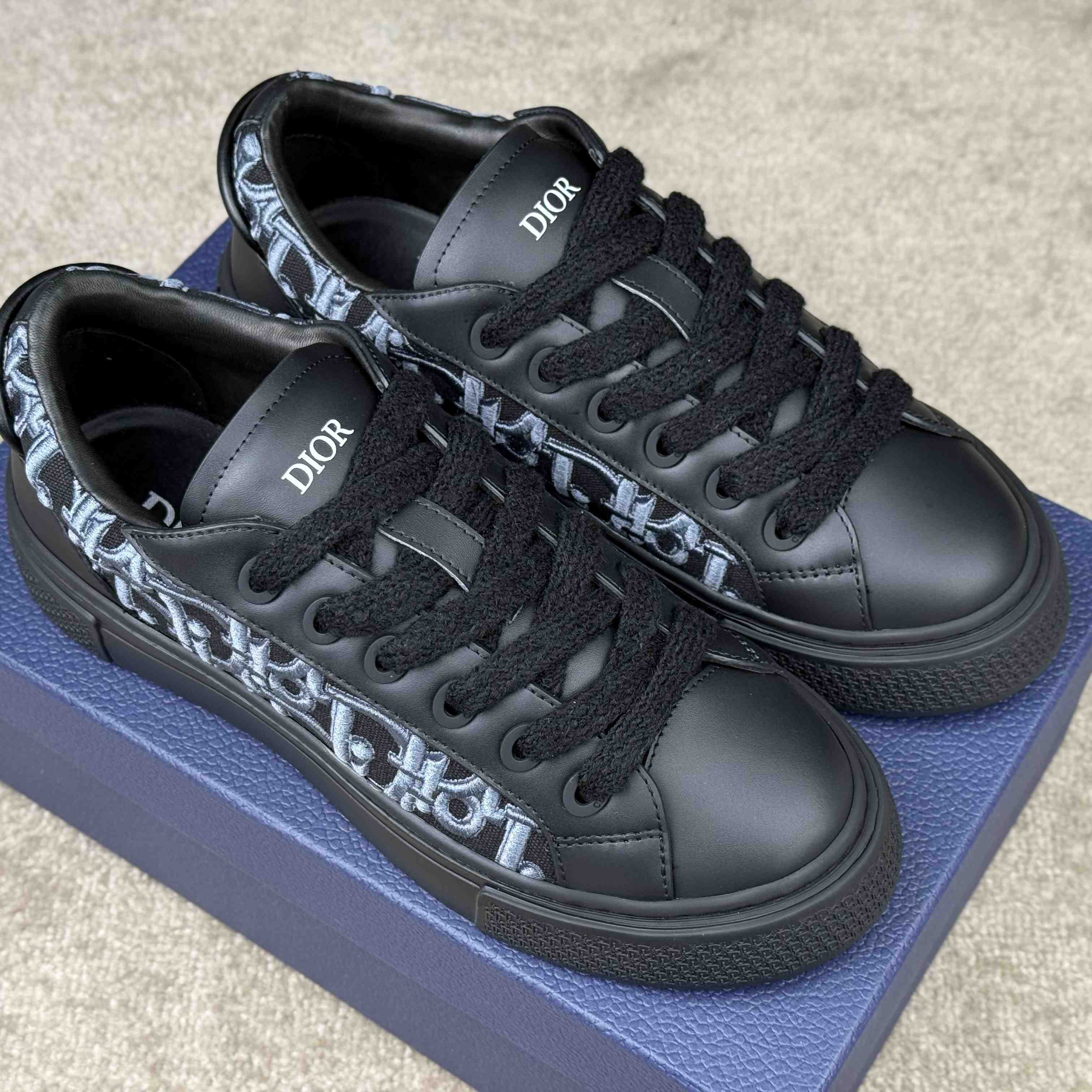 Dior B33 Spin Sneaker  - DopestKickz