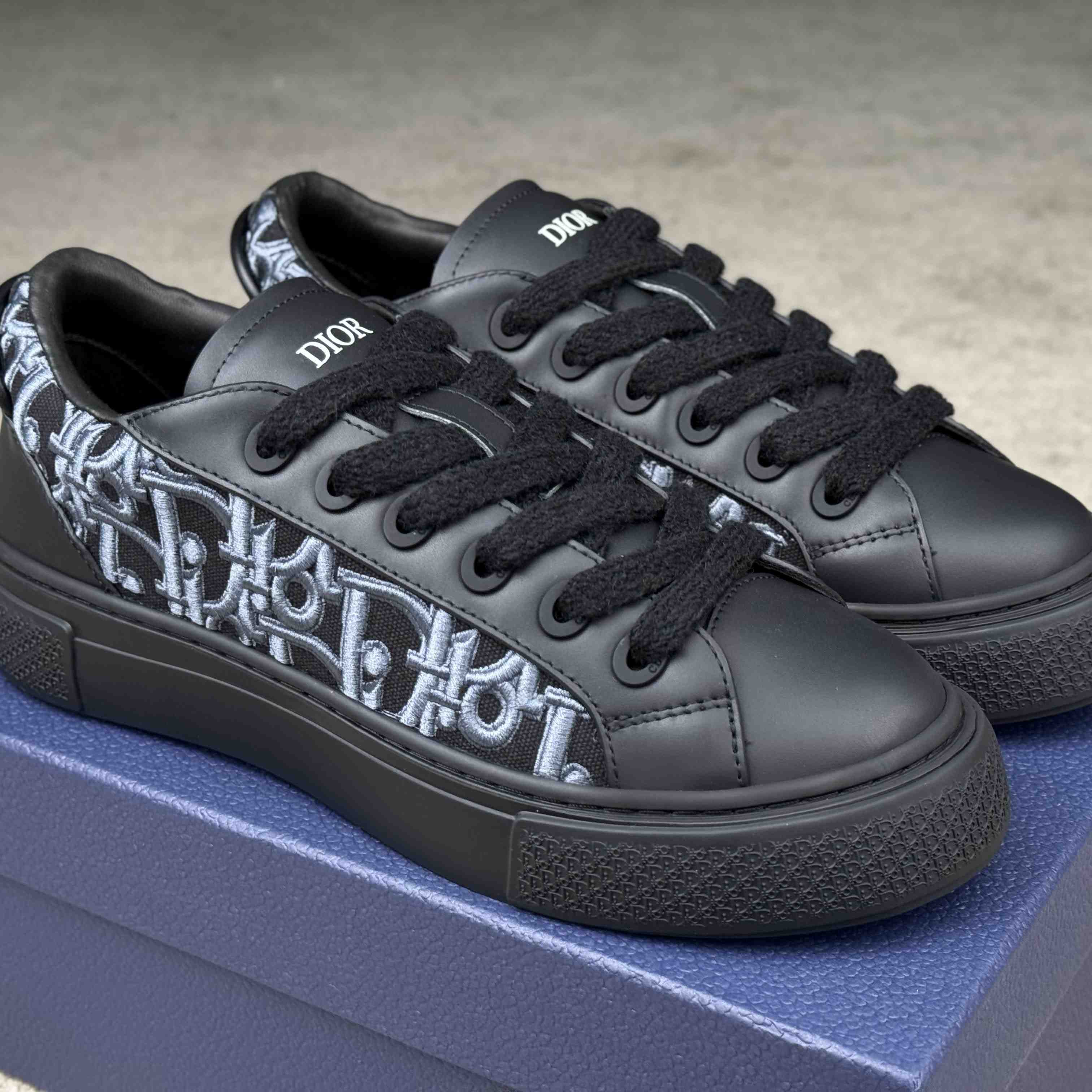 Dior B33 Spin Sneaker  - DopestKickz