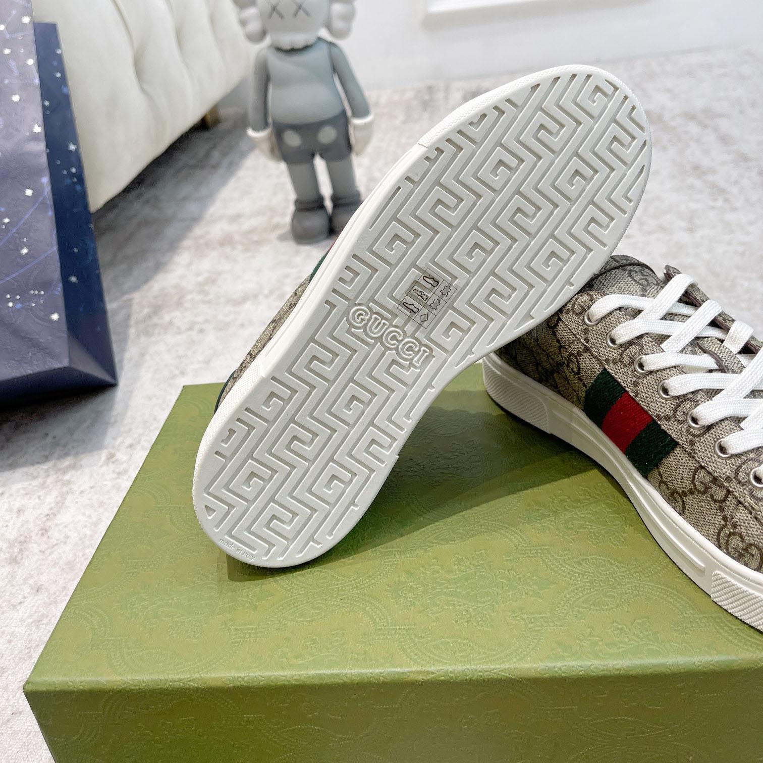 Gucci Ace Sneaker  With Web - DopestKickz